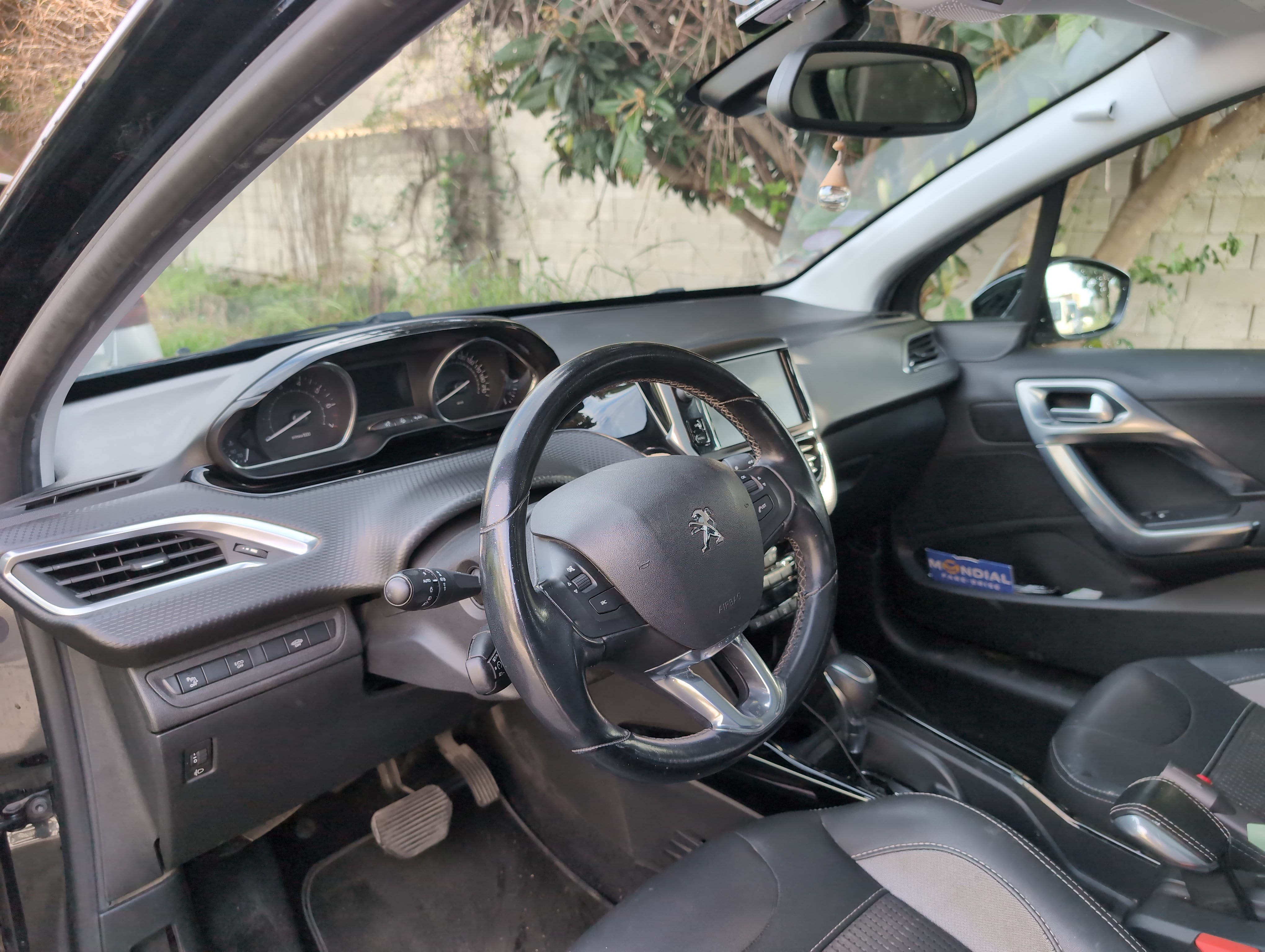 Peugeot 2008 avec Apple CarPlay