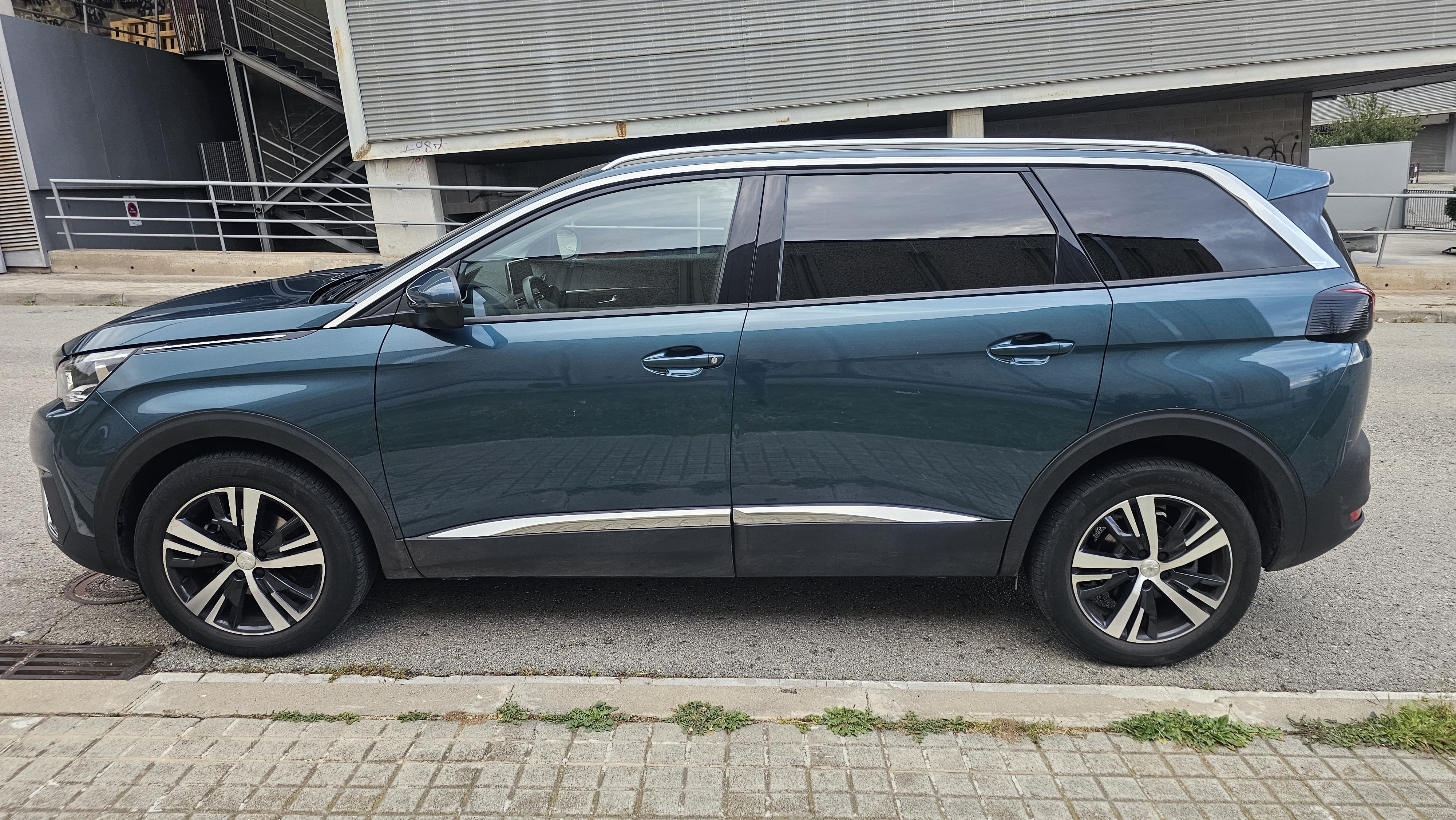 Peugeot 5008 con Aire acondicionado