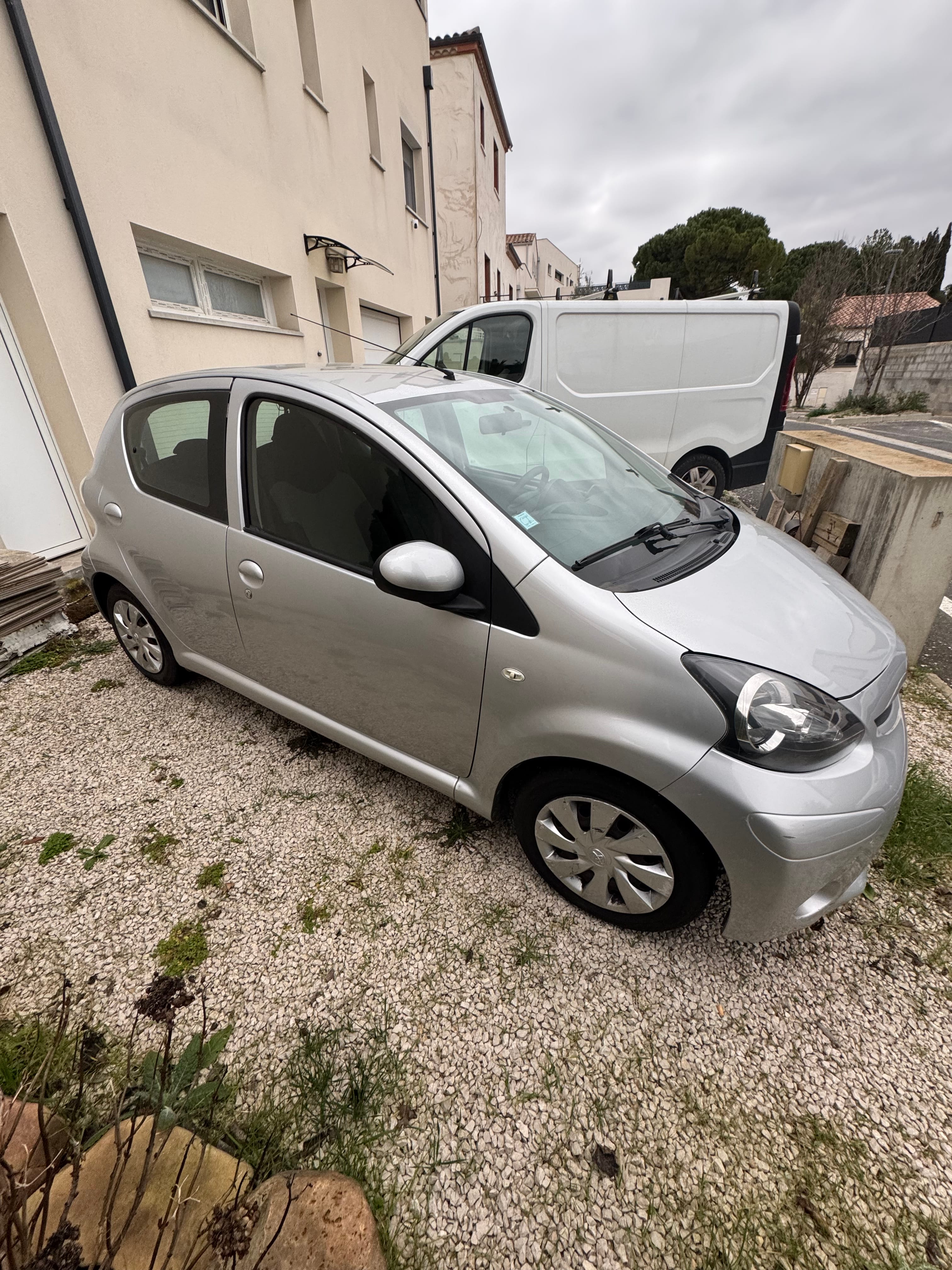 Toyota Aygo, 2013, Essence 95