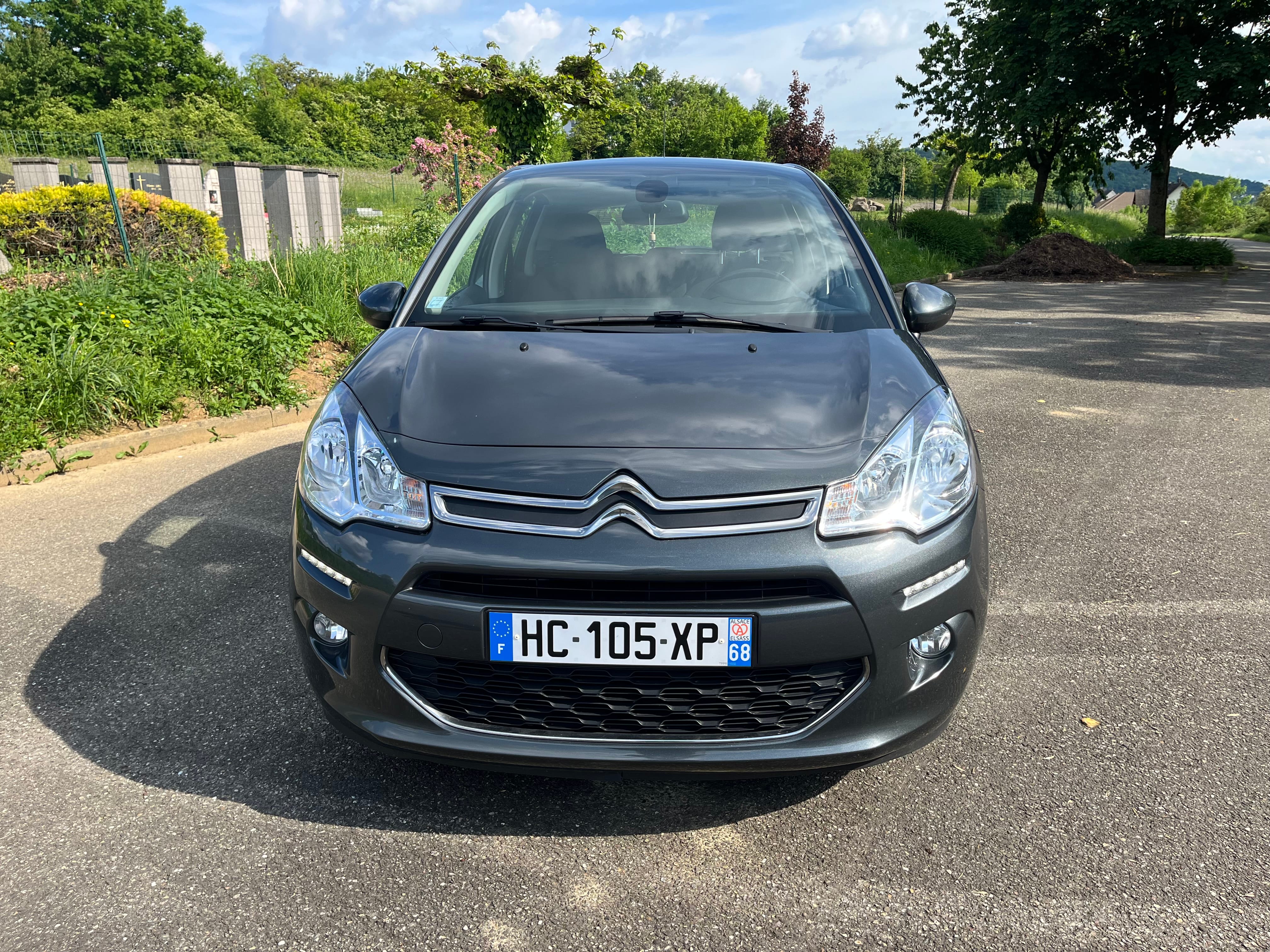 Citroen C3 1.2 essence avec Attelage