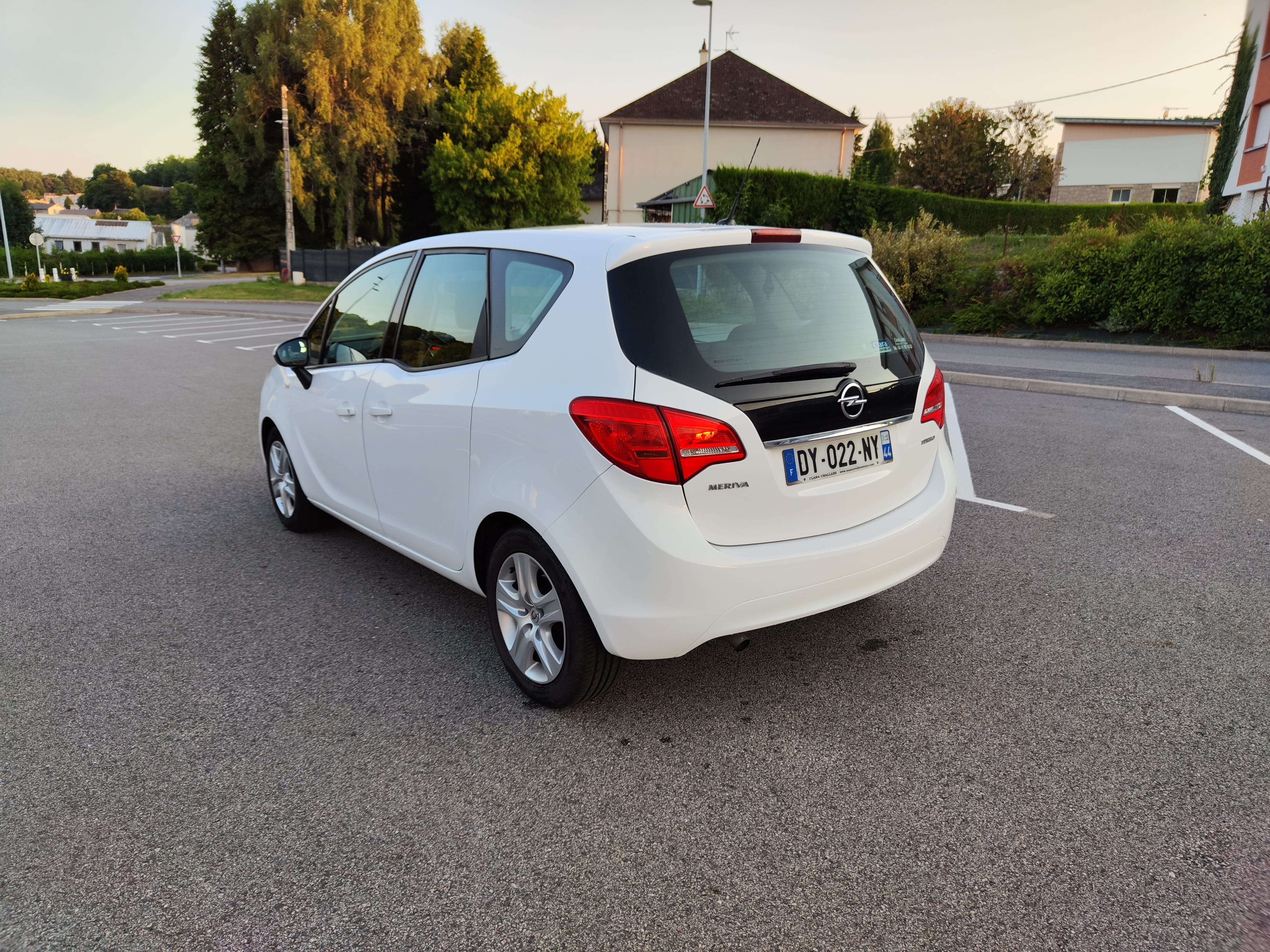 Opel Meriva E85 avec Régulateur de vitesse