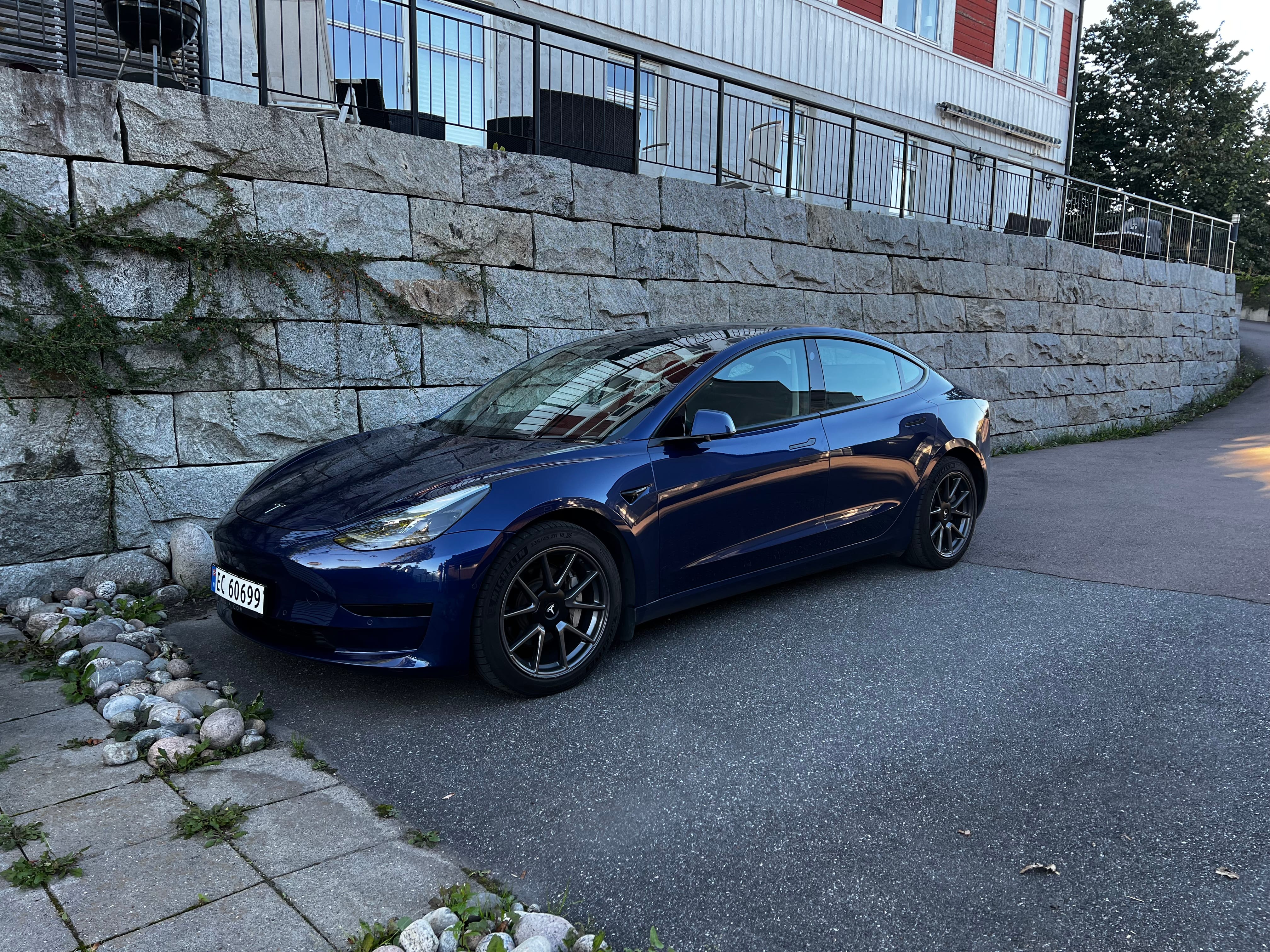 Tesla Model 3 mit Klimaanlage