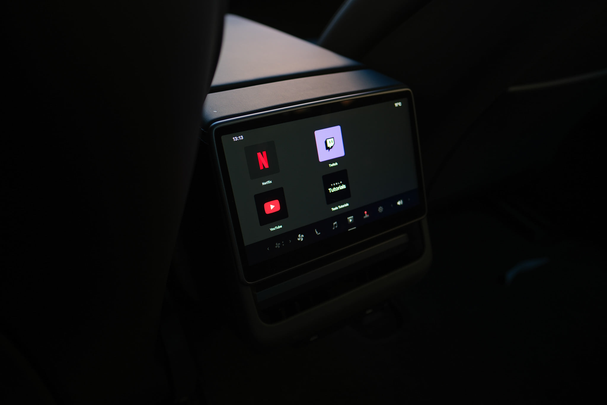 Tesla Model 3 Standard Range Plus 550 km WLTP with Cruise control