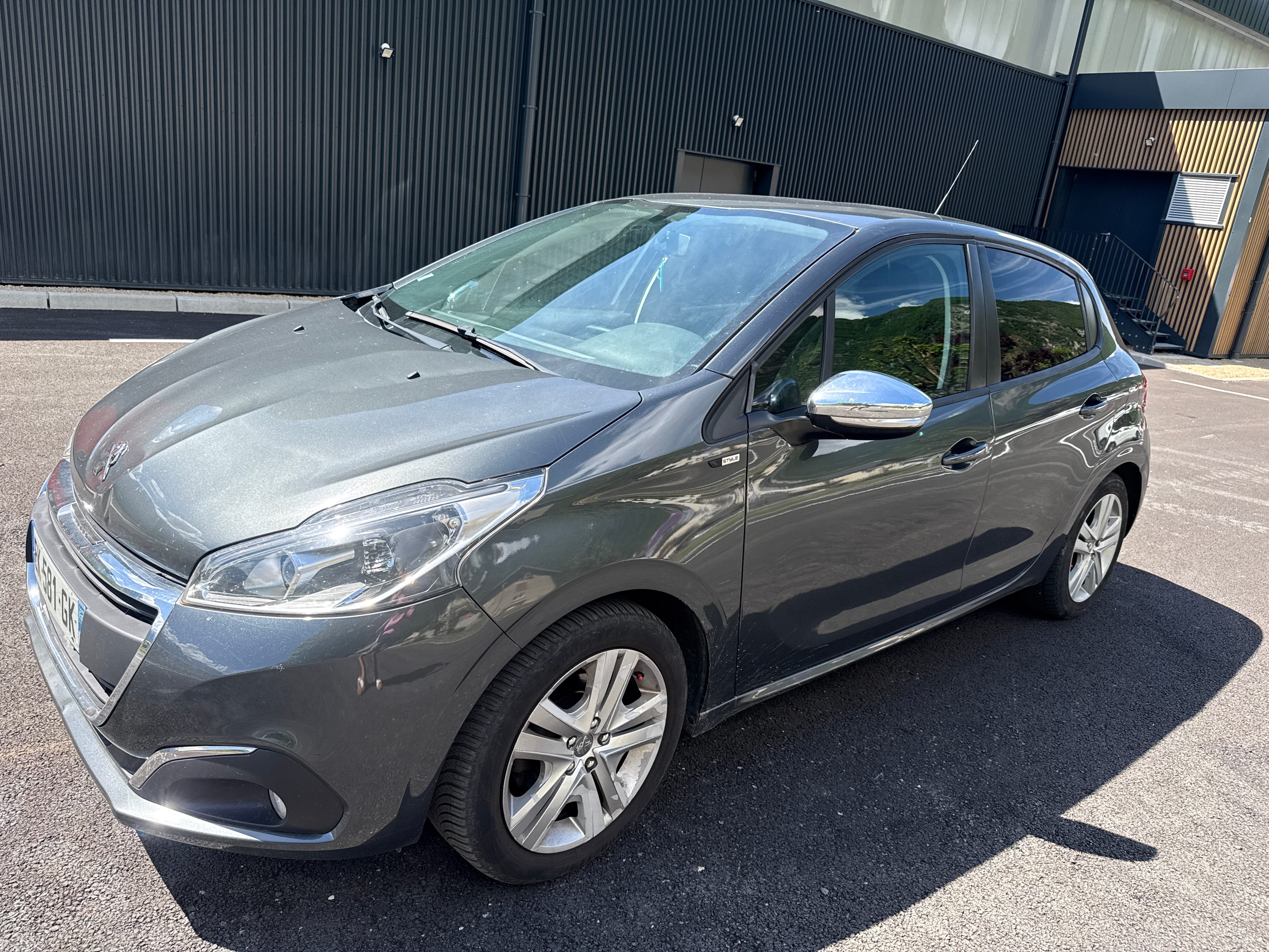 Peugeot 208, 2017, Essence 95