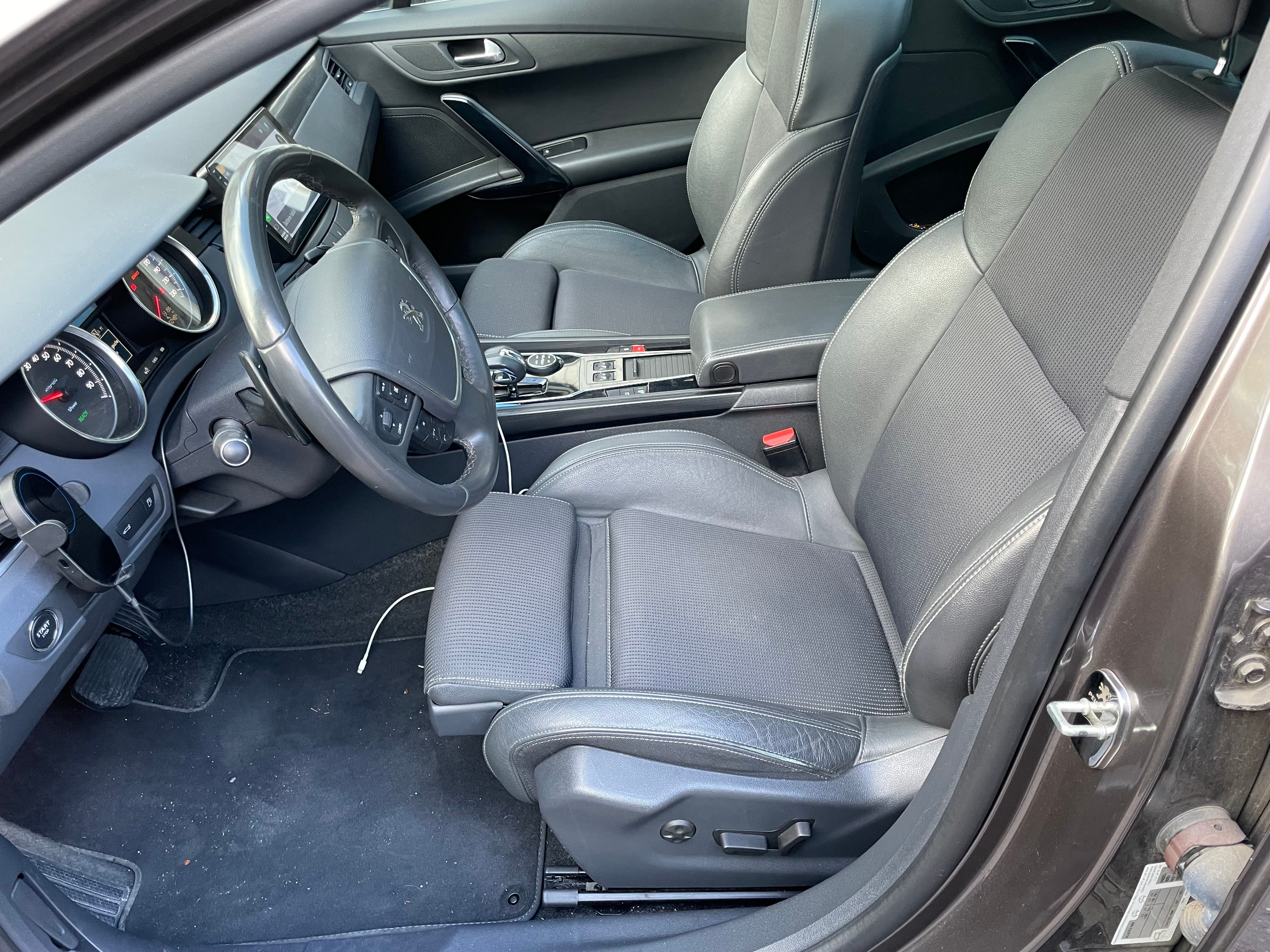 Peugeot 508 RXH avec GPS