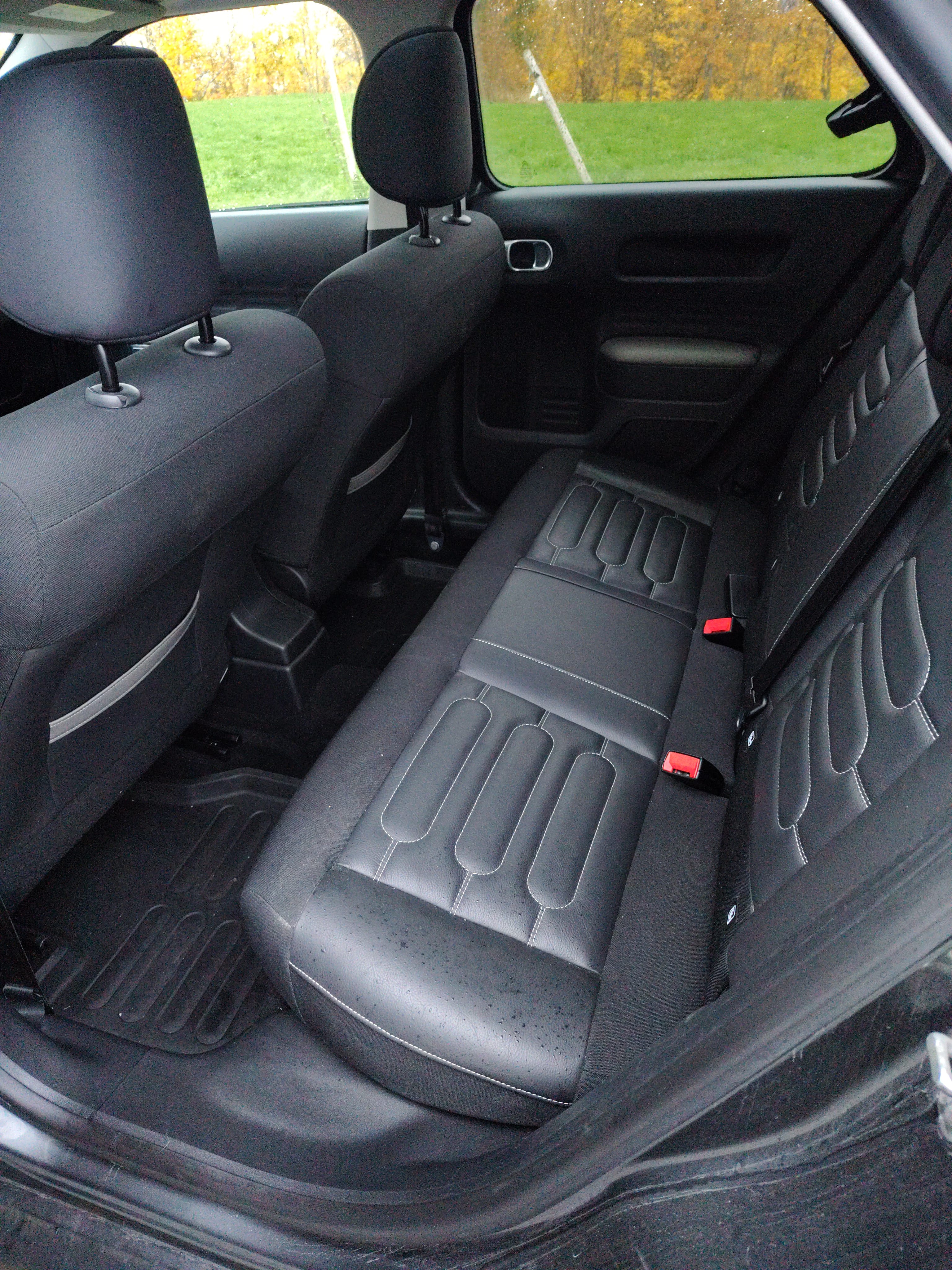 Citroen C4 Cactus Automat med Vinterdekk