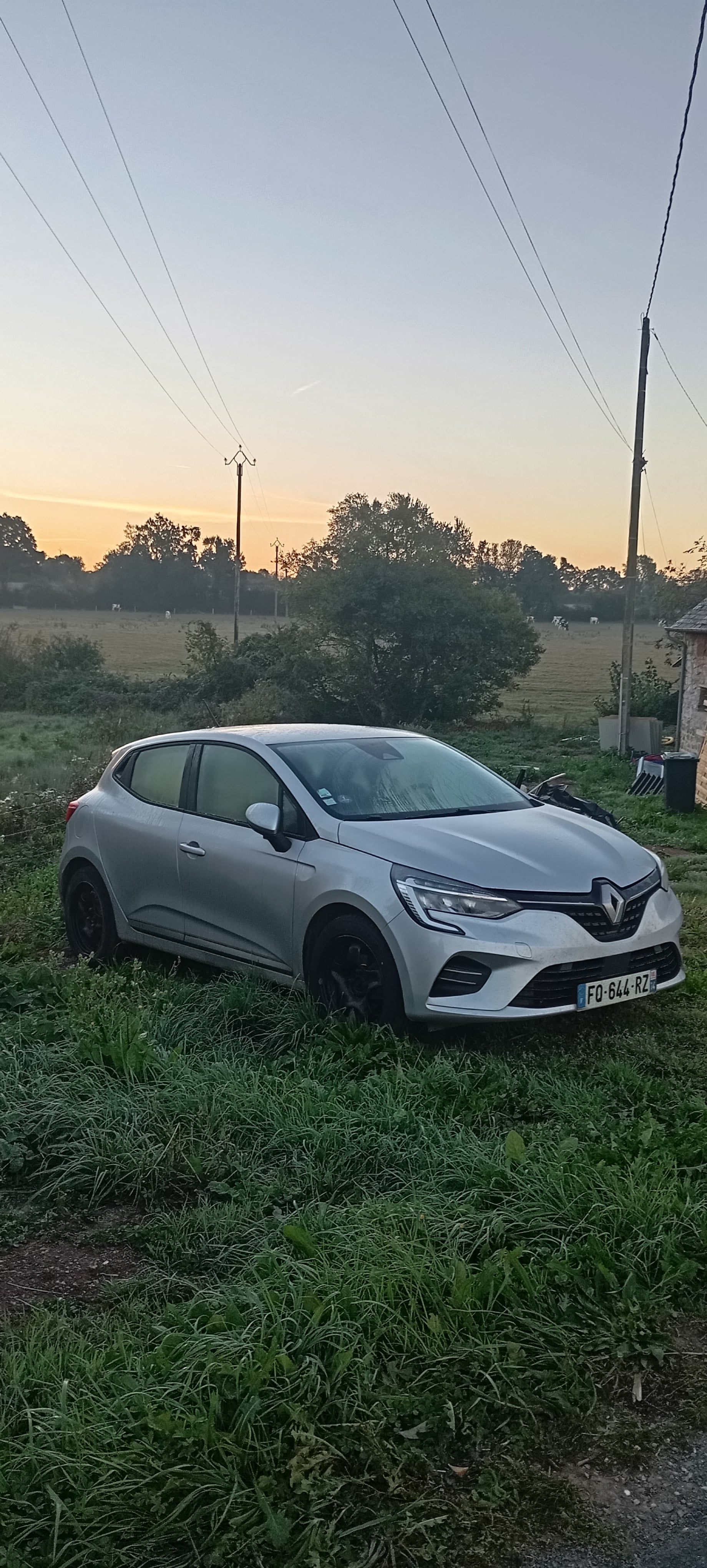 Renault Clio 5- 100cv 1L tce avec Port USB