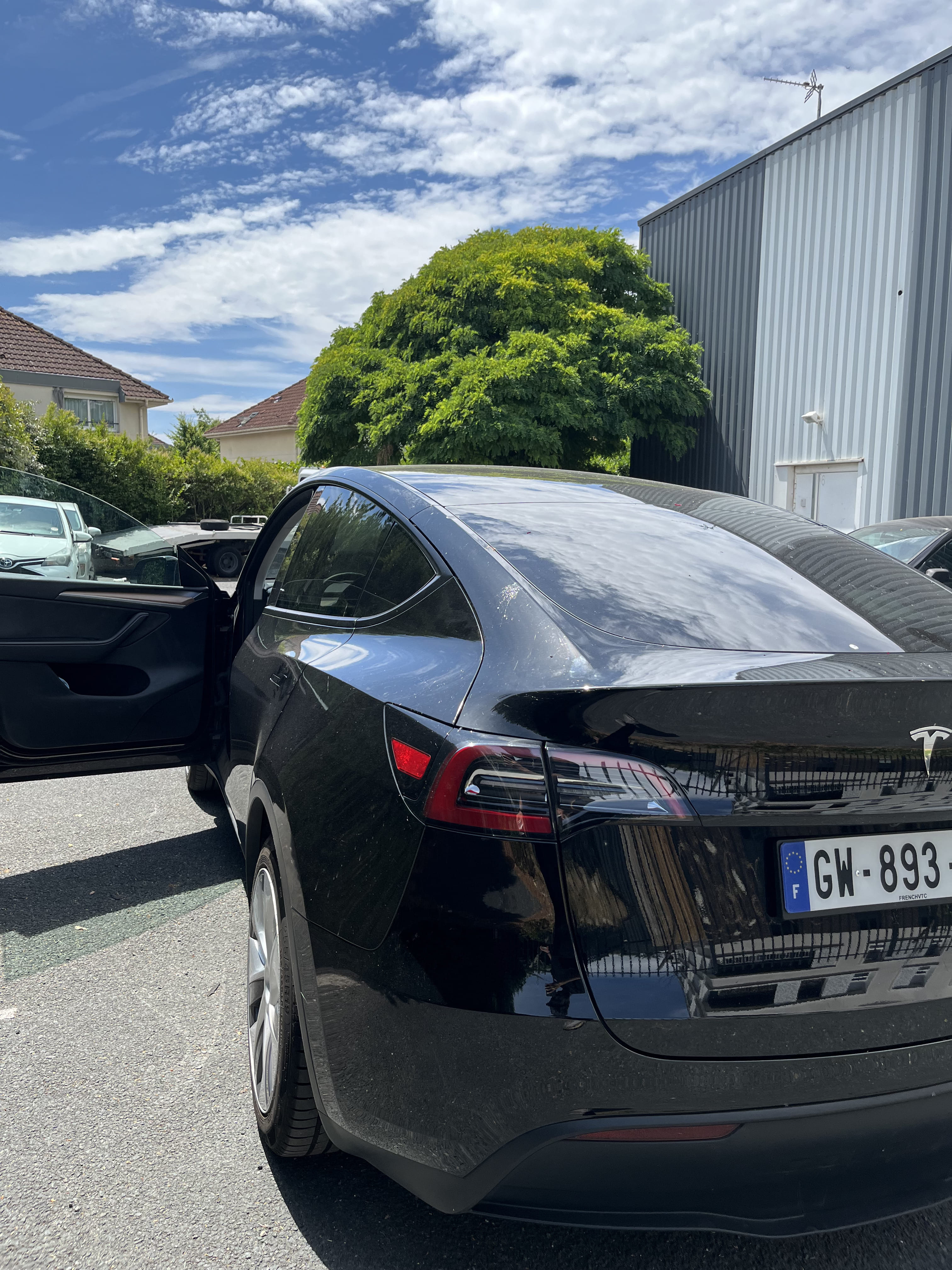 Tesla Model Y avec Climatisation