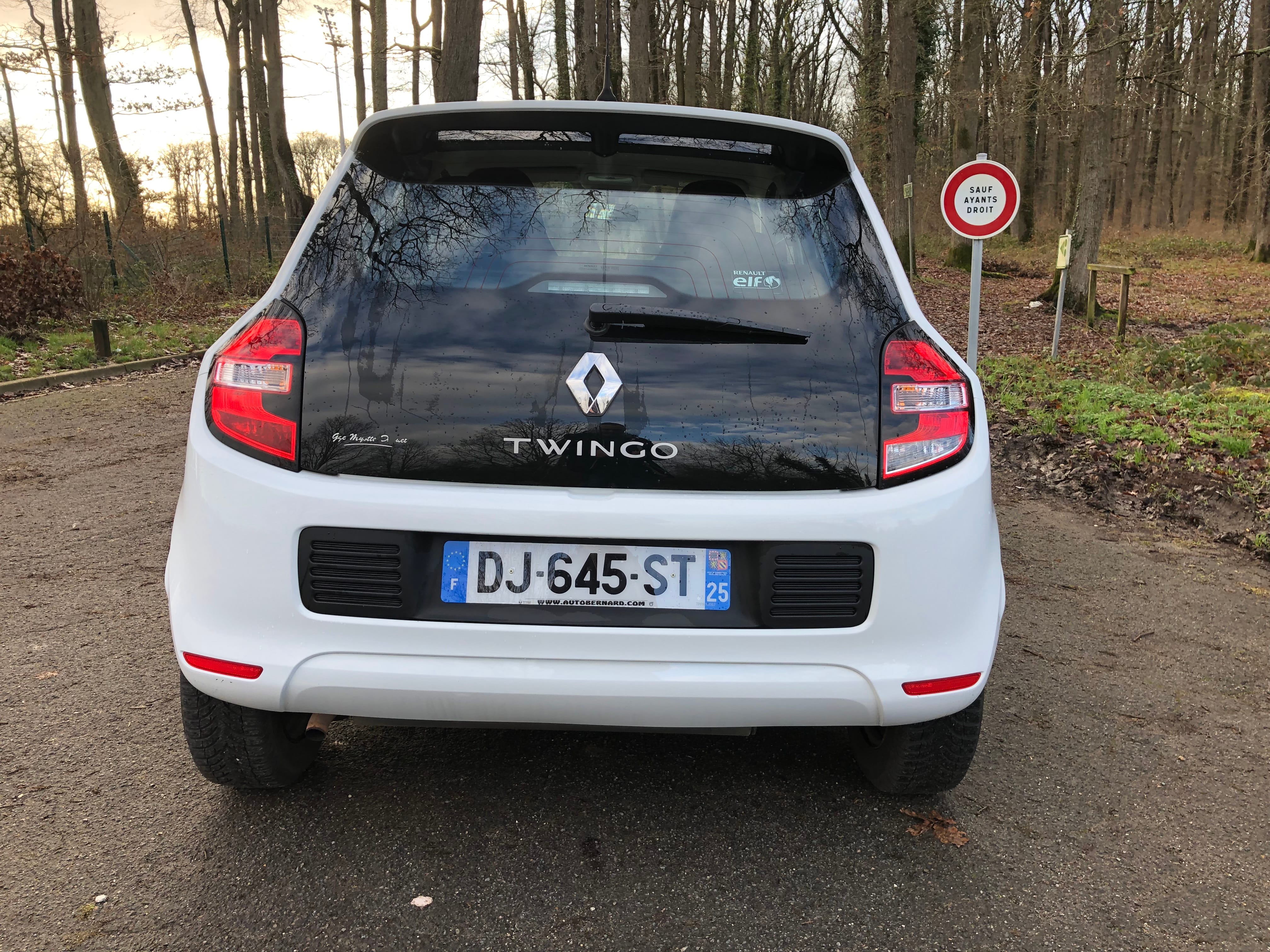 Renault Twingo 1.0 SCe 70 CH Zen eco avec Pneus neige
