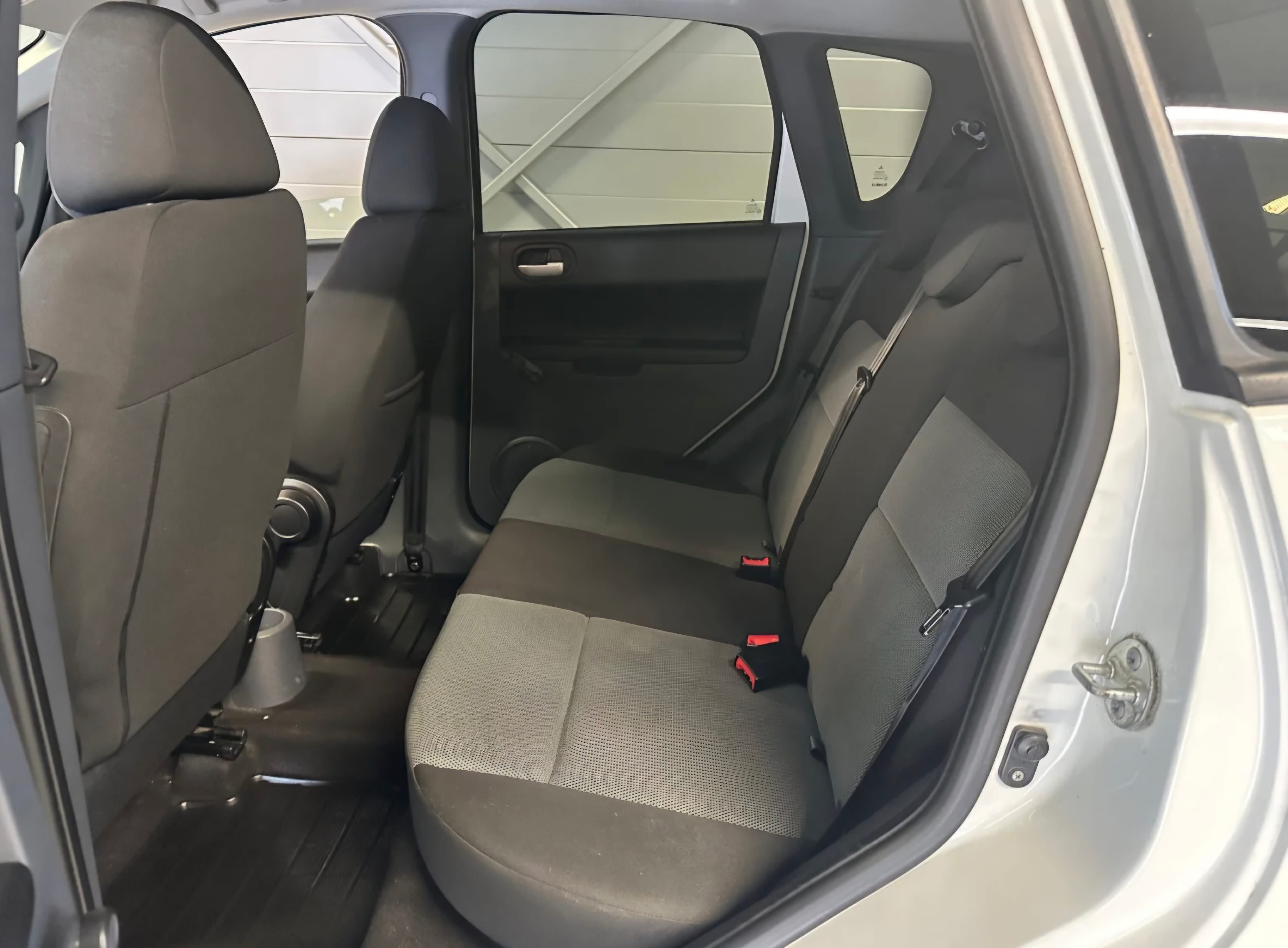 Mitsubishi Colt med Bilradio