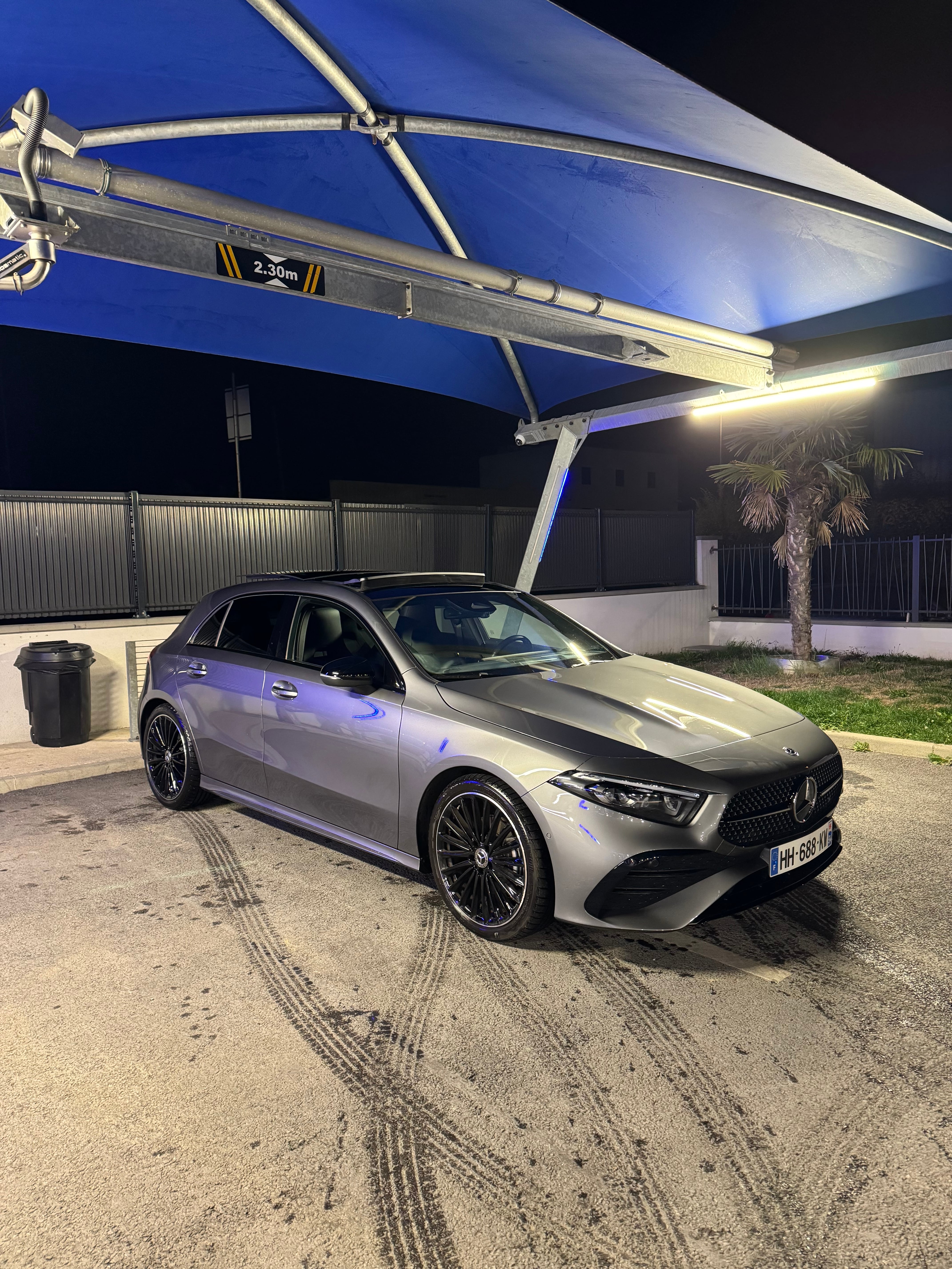 Mercedes-Benz Classe A 200 avec GPS