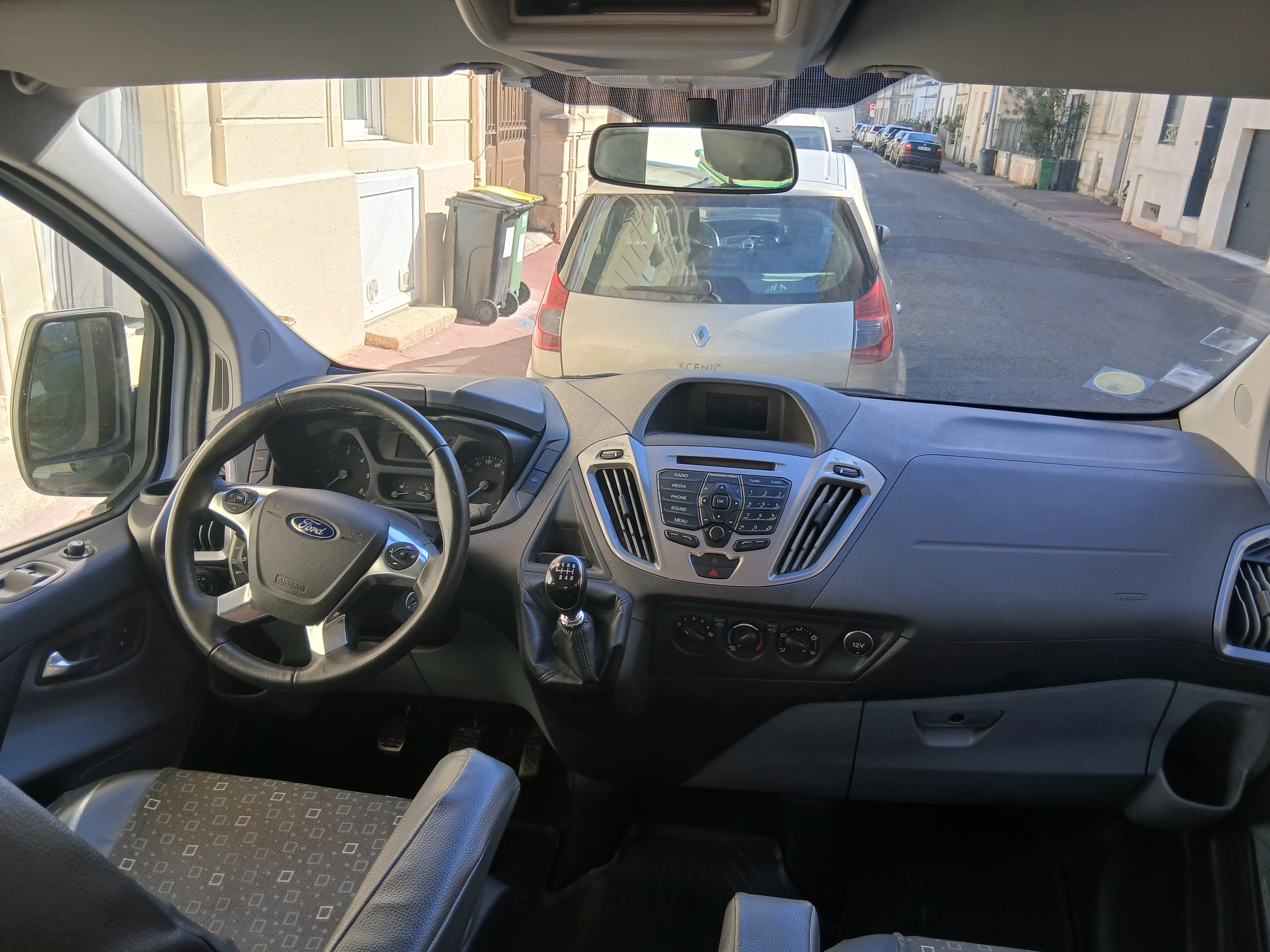 Ford Tourneo Custom avec Port USB