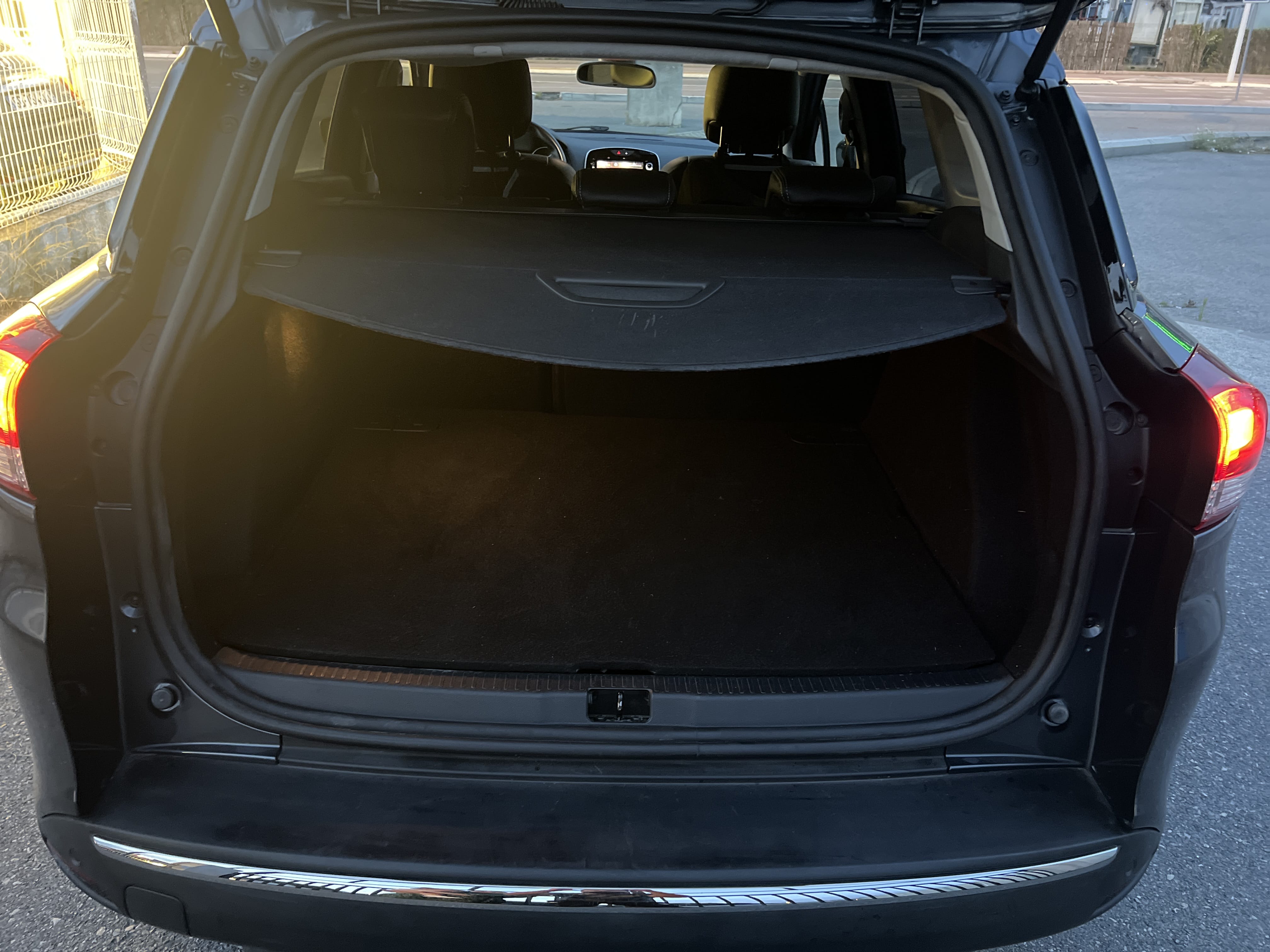 Renault Clio Estate 1.5 dci 90 avec Entrée audio / iPod