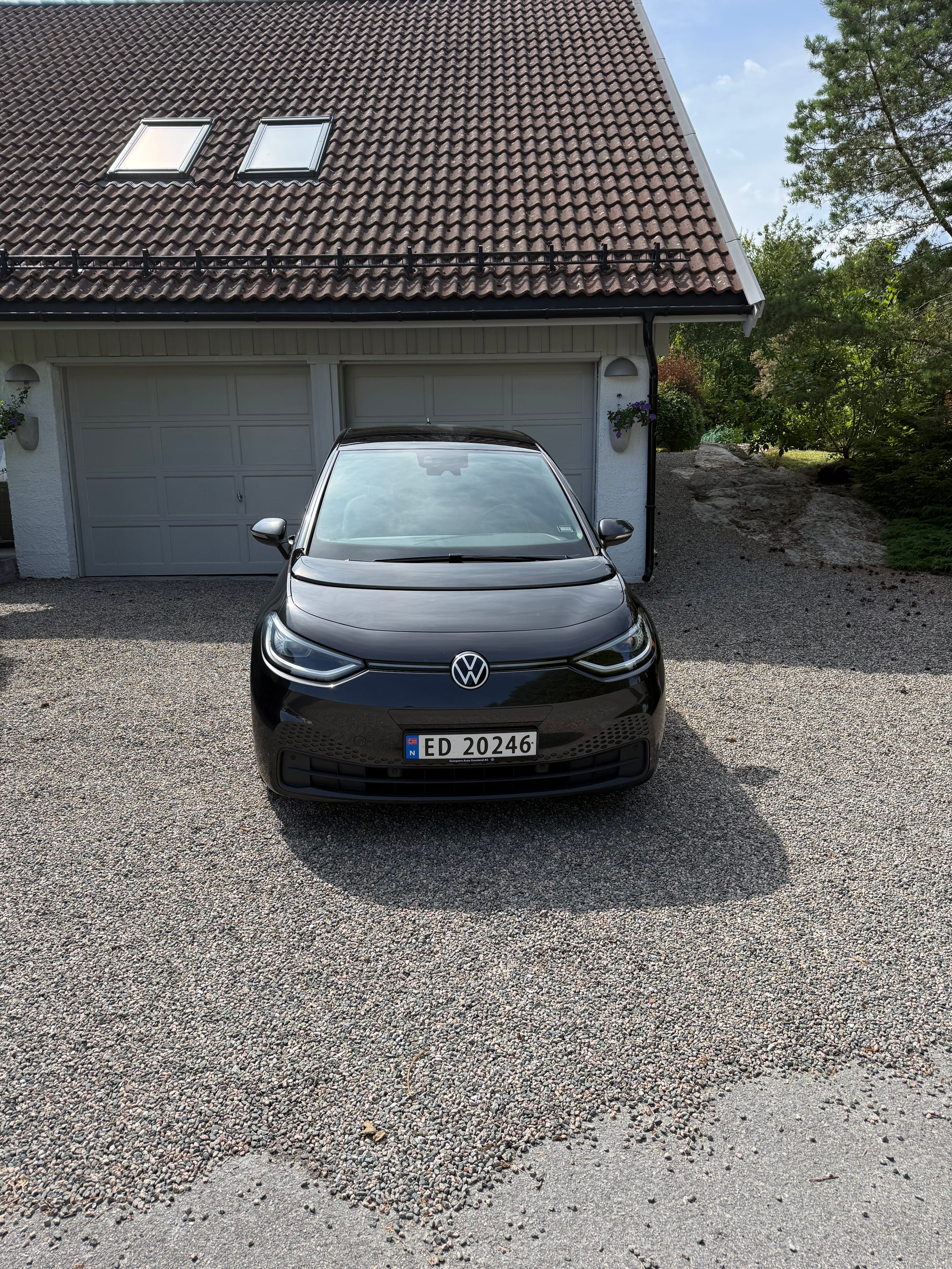 Volkswagen ID.3 Pro with Backup camera