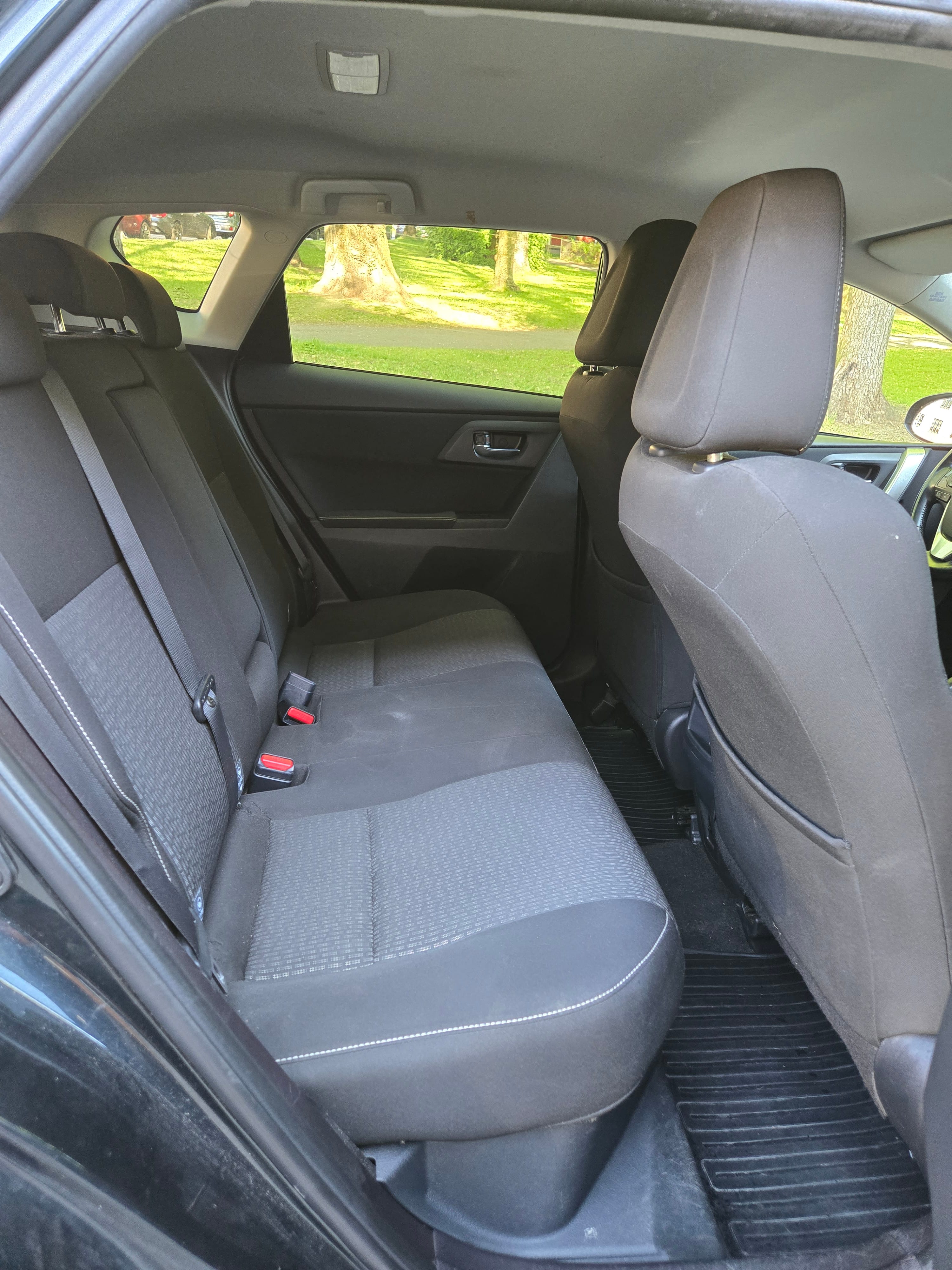 Toyota Auris 1,8 Automat, Bensin, Drivstoffvennlig mit Winterreifen