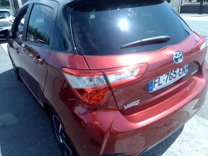 Toyota Yaris Hybride avec GPS