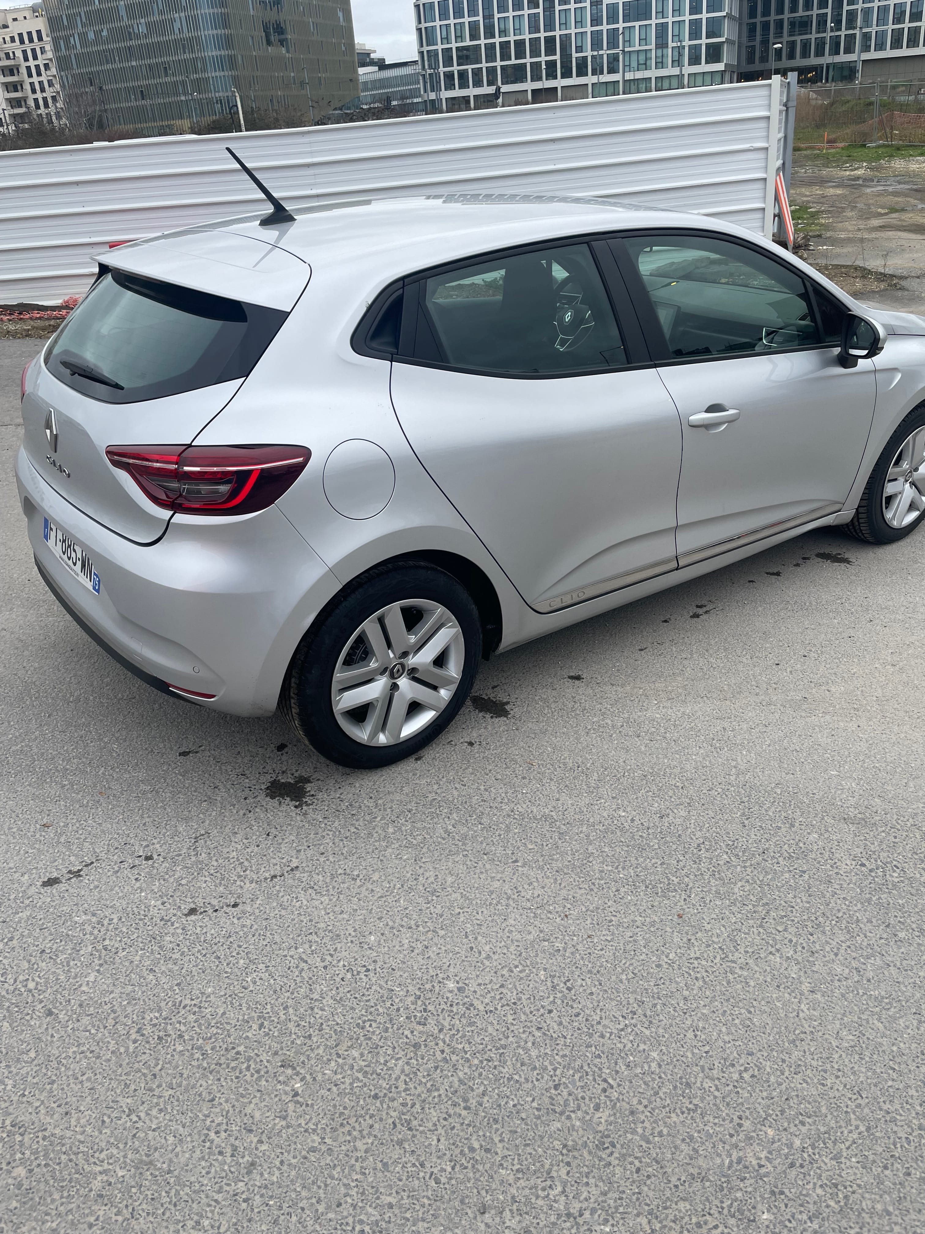 Renault Clio avec GPS