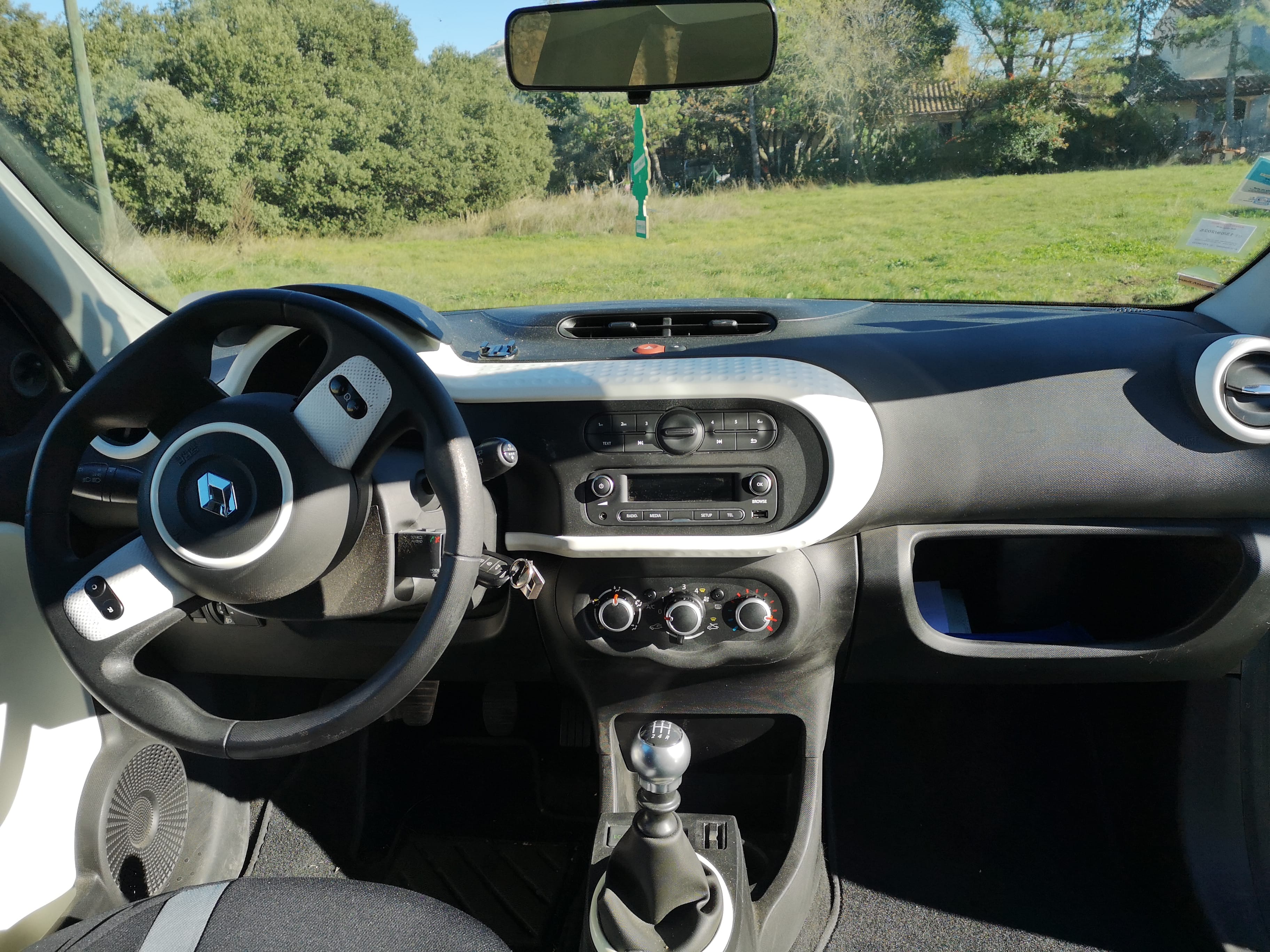 Renault Twingo III avec Audio Bluetooth