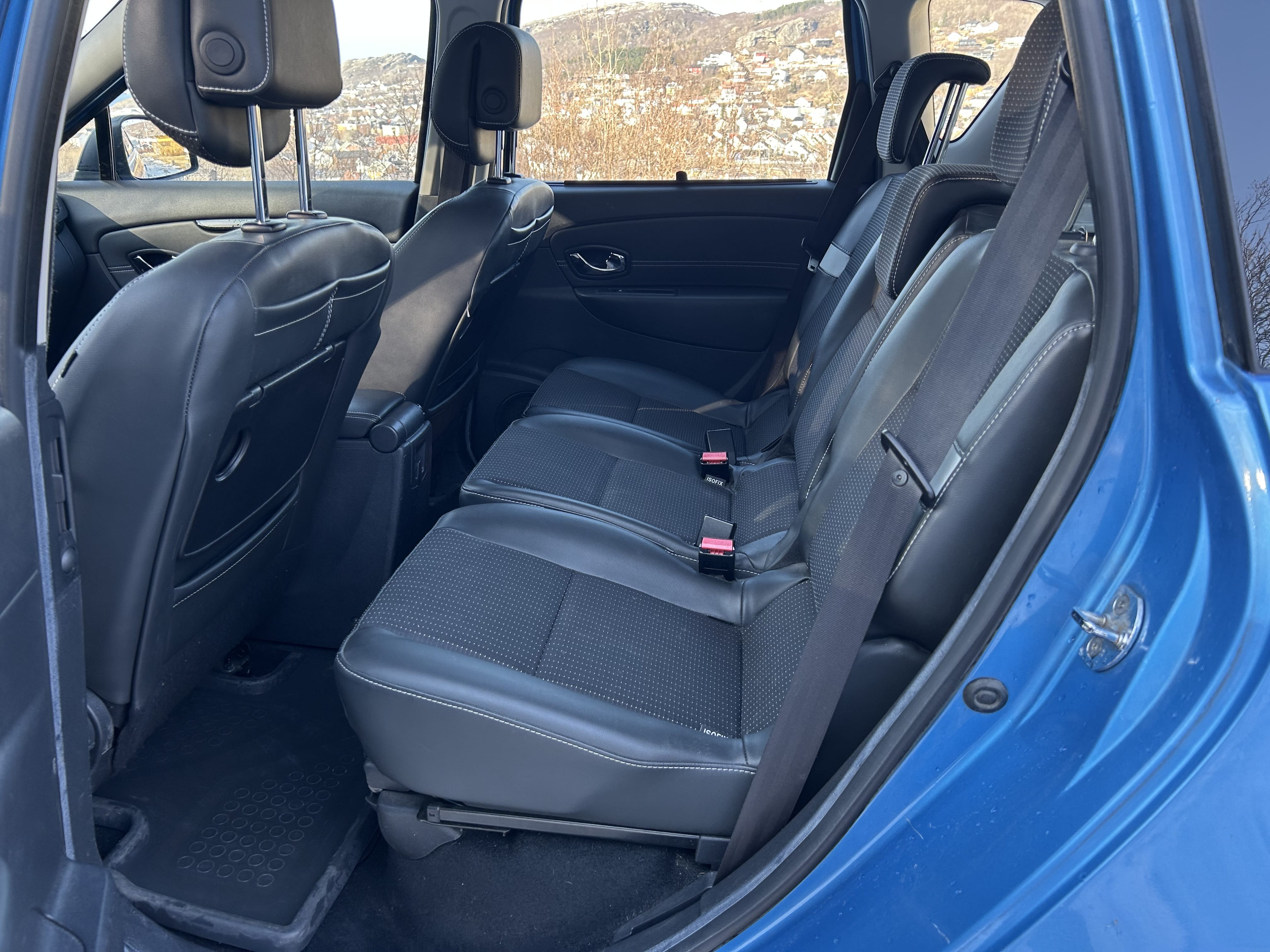 Renault Scenic med Tilhengerfeste