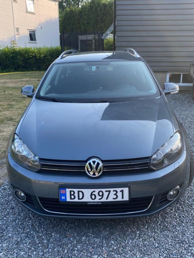 Volkswagen Golf SW 1,6 TDI Highline automat mit Tempomat