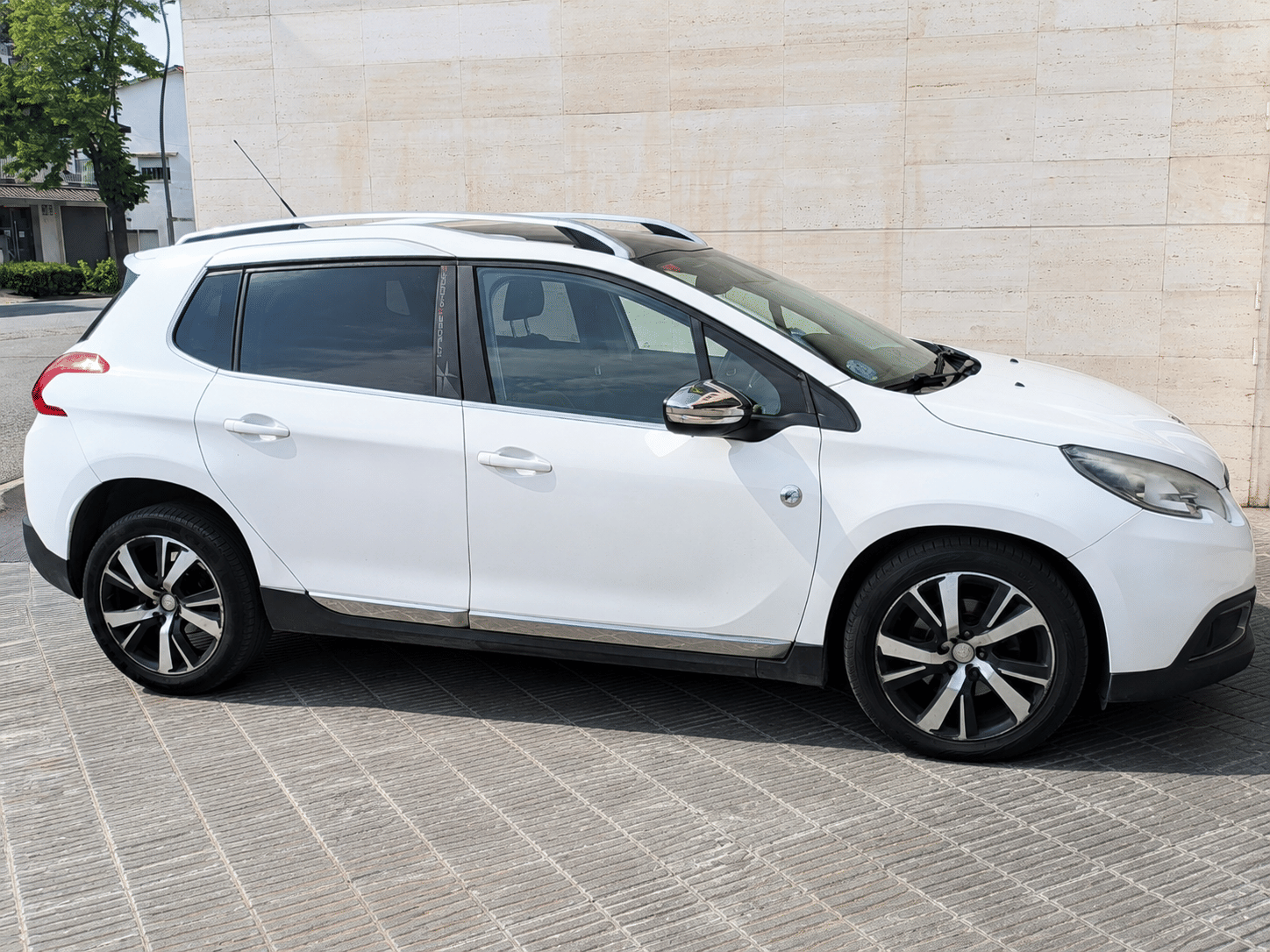 Peugeot 2008 con Aire acondicionado