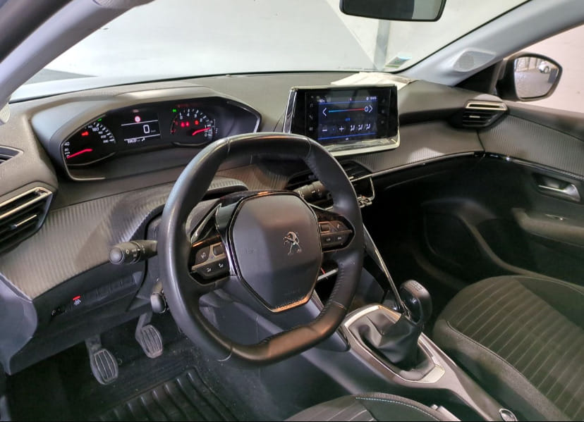 Peugeot 208 avec Régulateur de vitesse