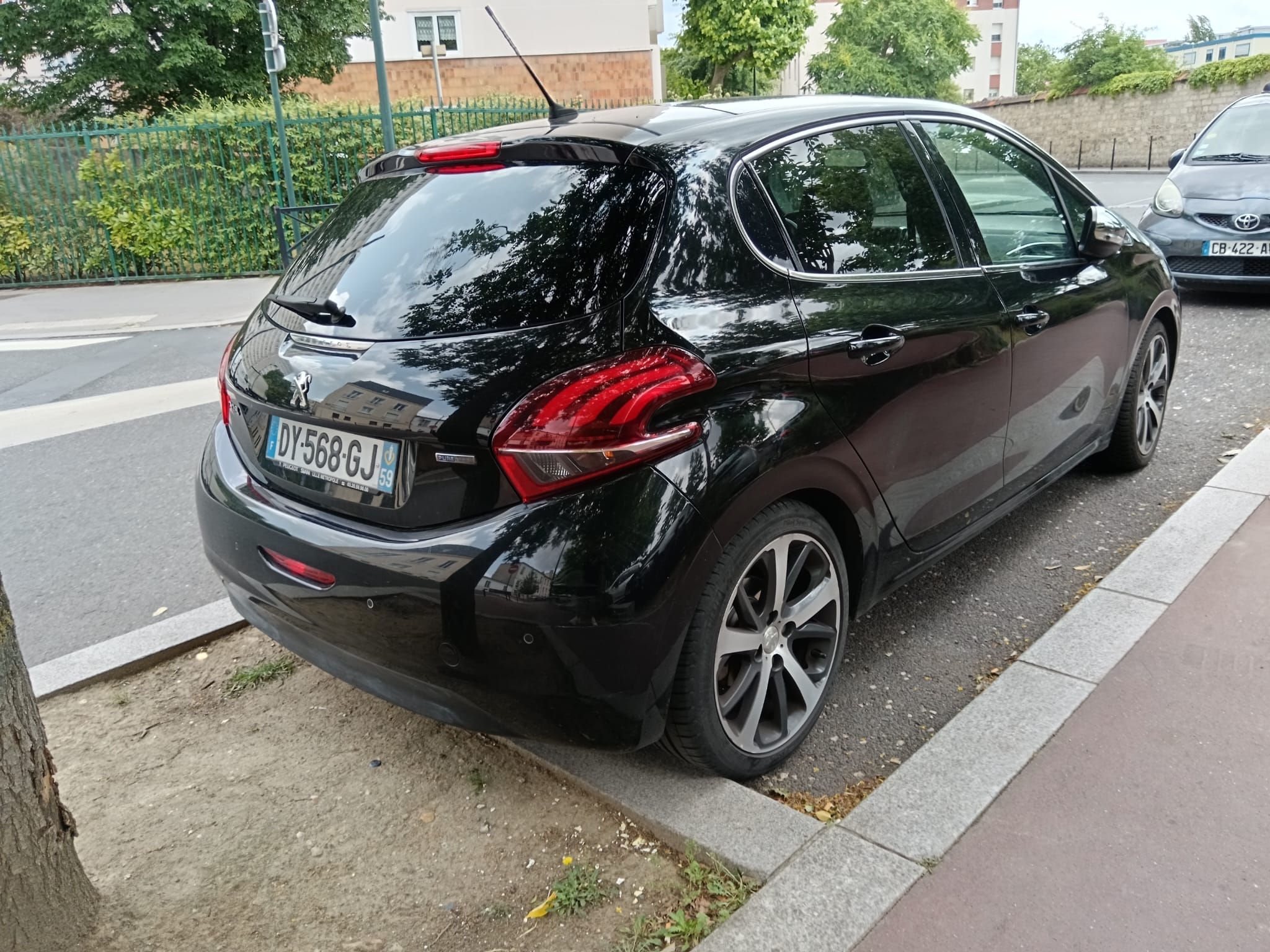 Peugeot 208 avec GPS