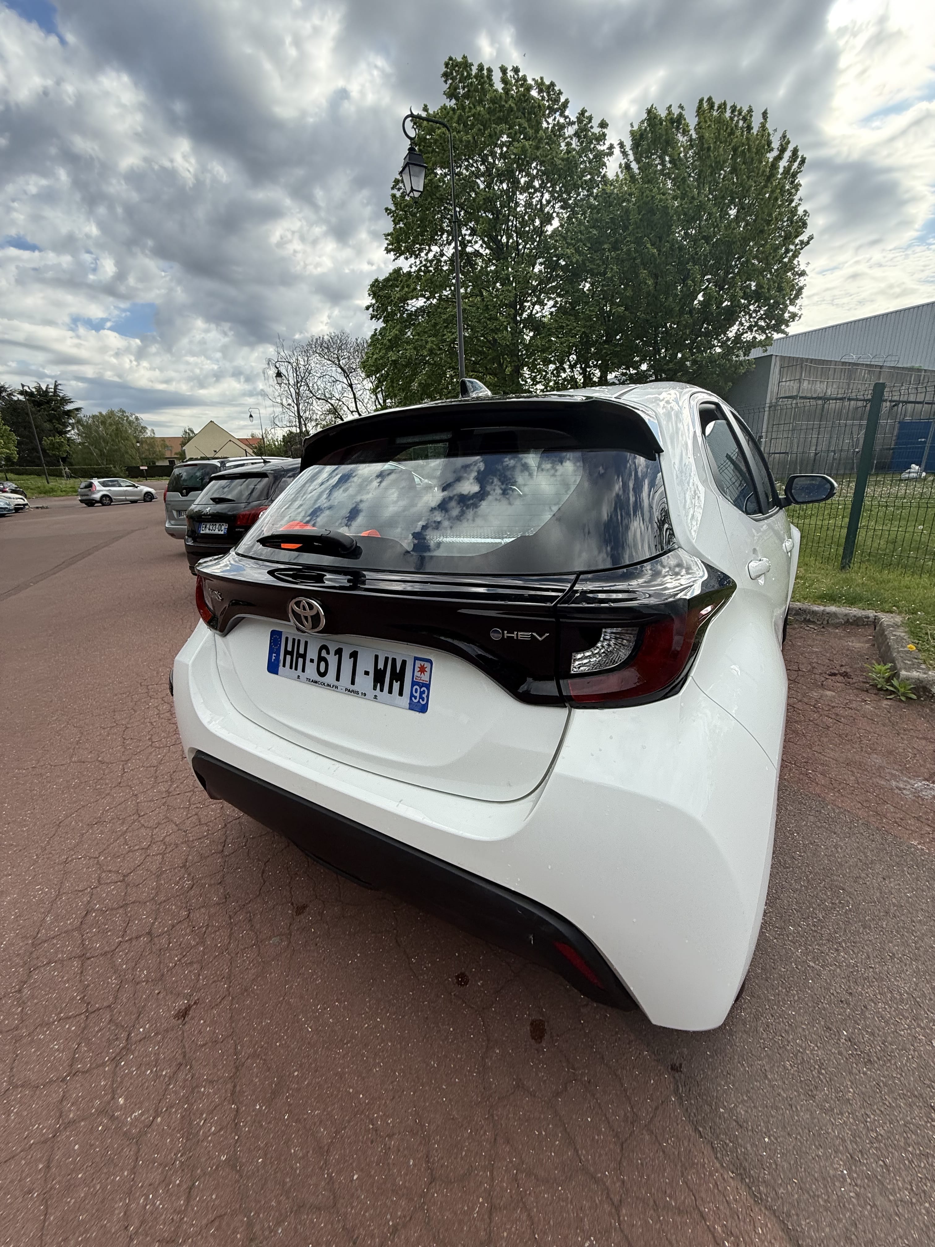 Toyota Yaris Hybride avec GPS