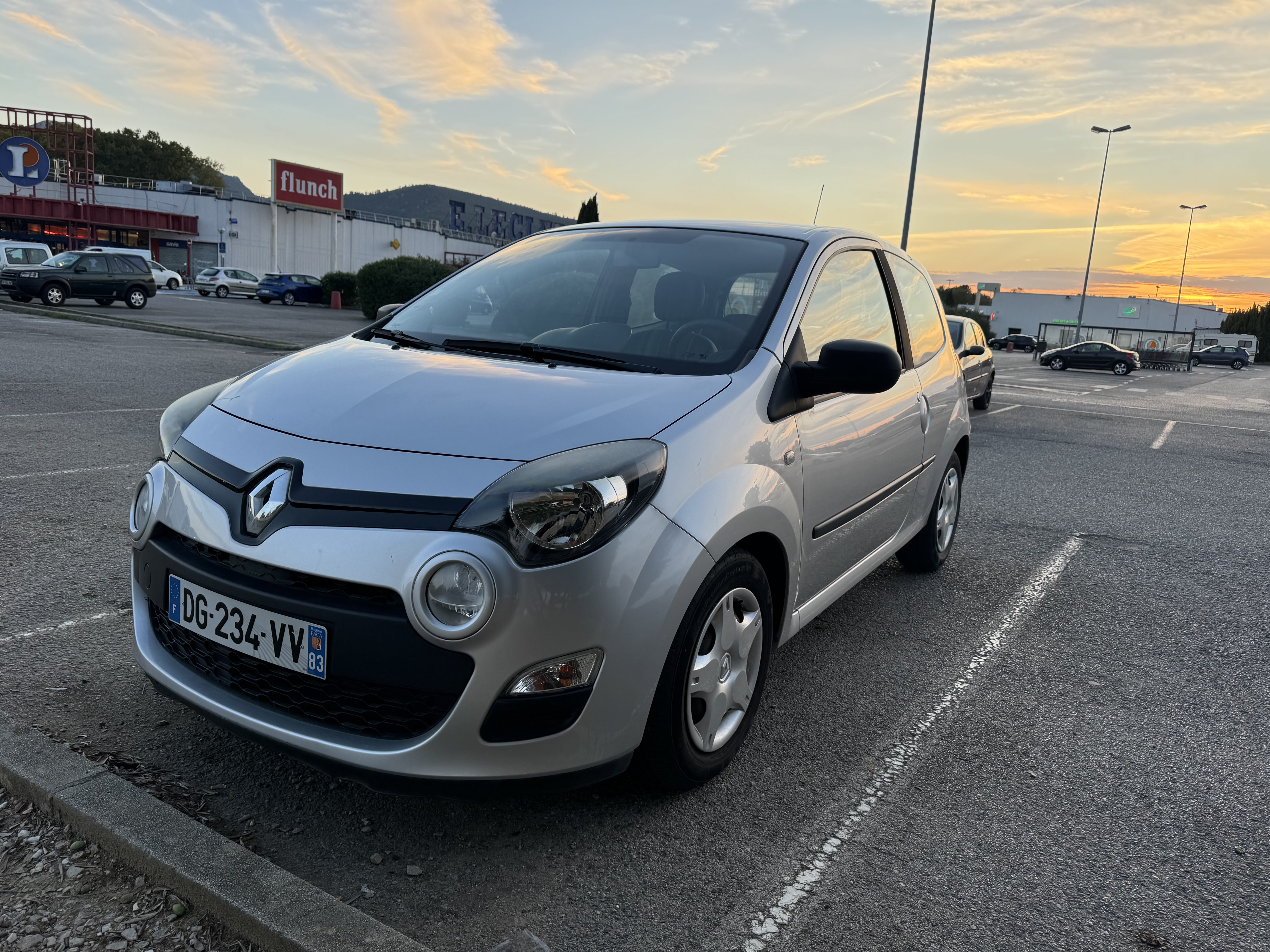 Renault Twingo II, 2014, Essence 95