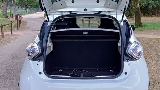 Renault ZOE Limited 40 R110 con Entrada de Audio/iPod