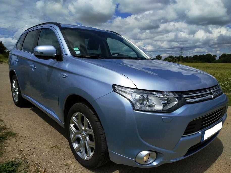 Mitsubishi Outlander Hybride avec Climatisation