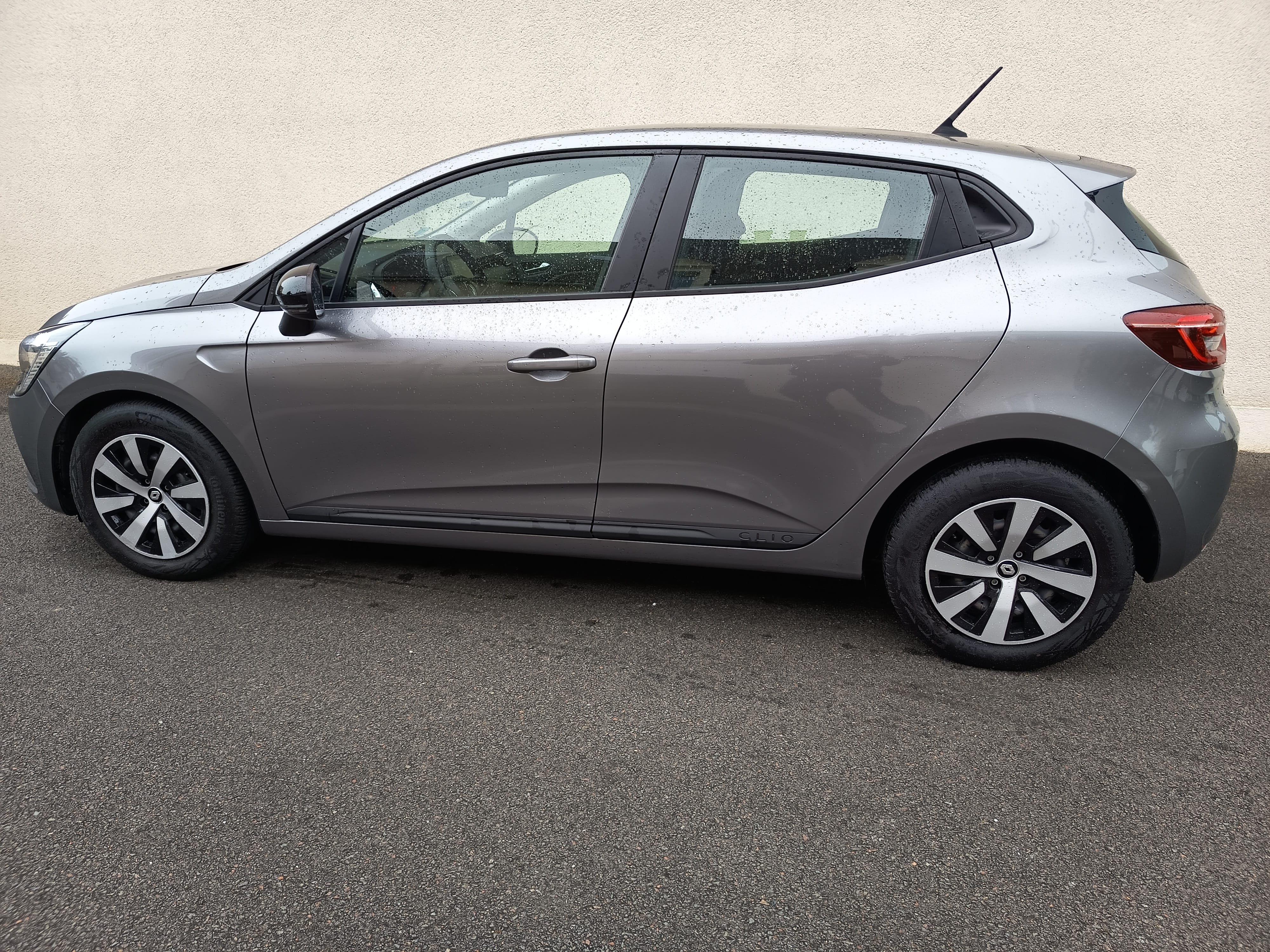 Renault Clio avec Climatisation