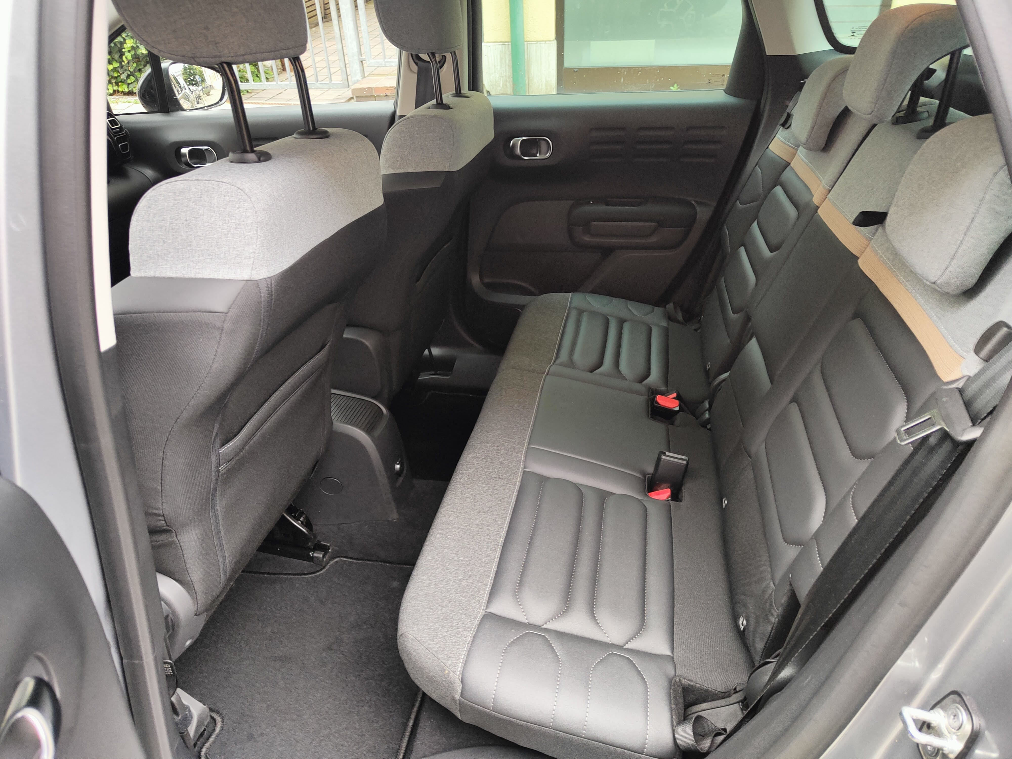 Citroen C3 Aircross 2022 – 24/7 Keyless, Near U-Bahn Rotkreuzplatz mit Apple CarPlay