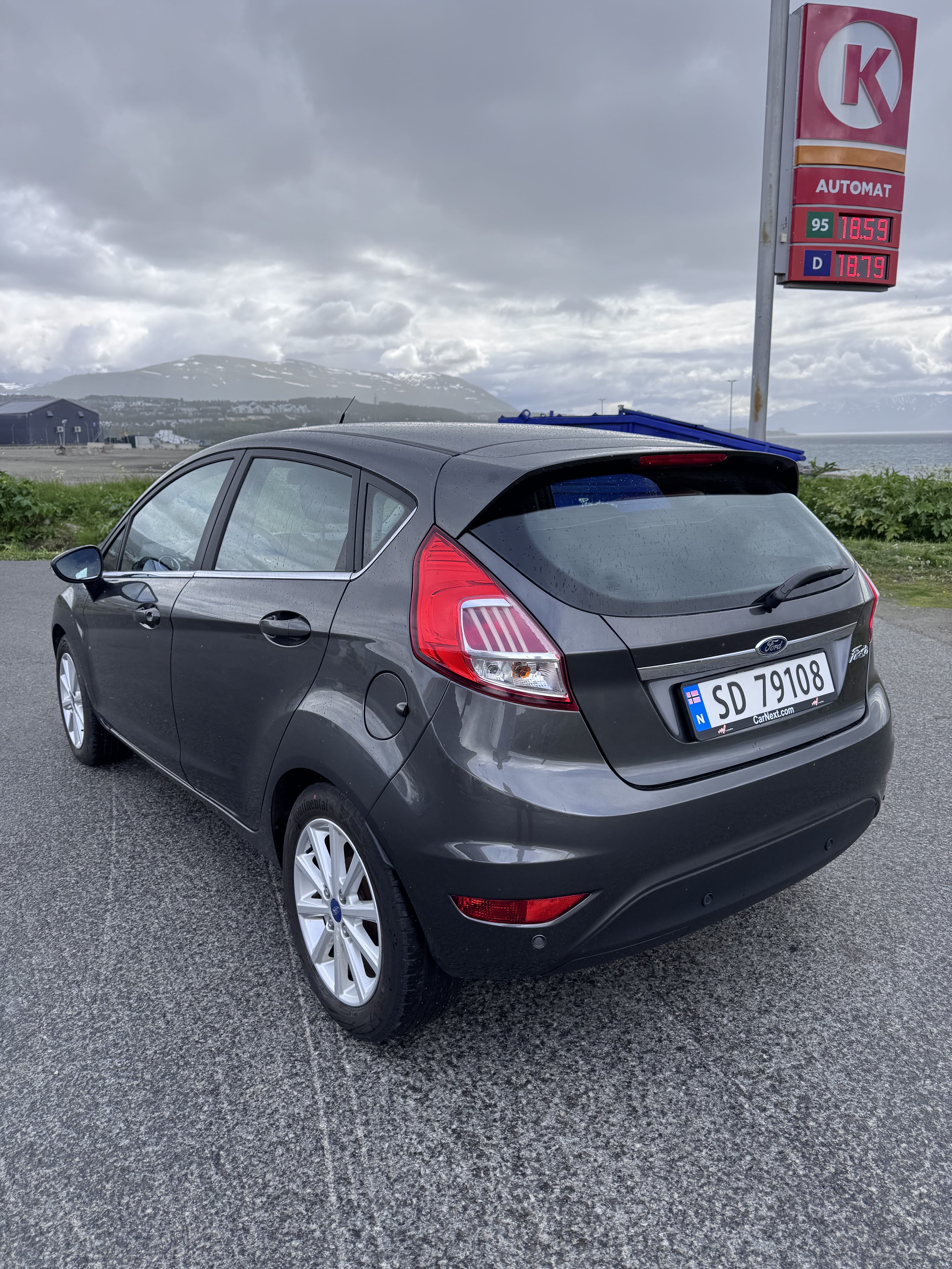 Ford Fiesta avec Climatisation