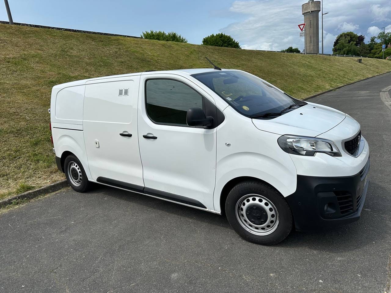 Peugeot Expert 1.5 HDI avec Climatisation