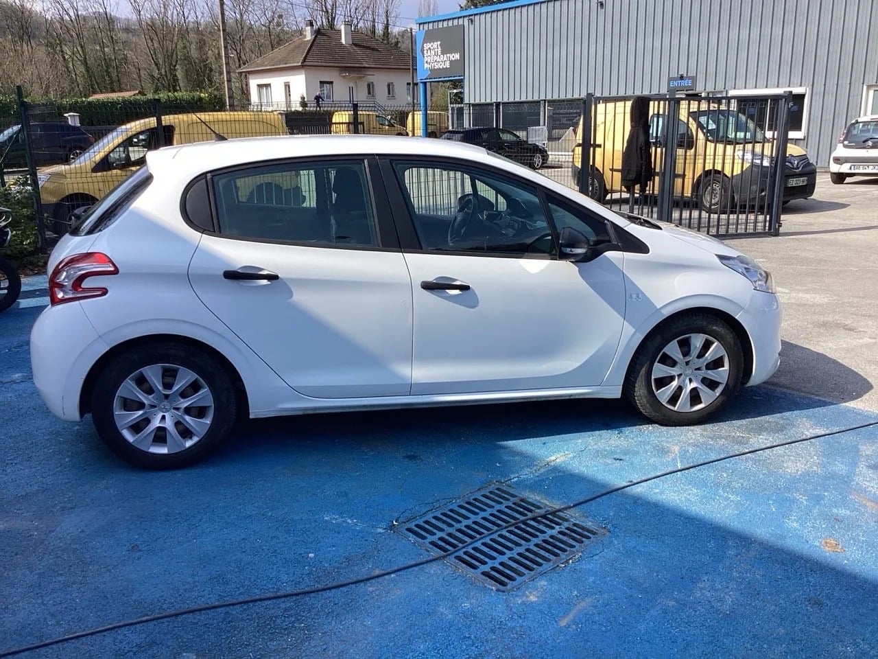 Peugeot 208 Société, 2014, Diesel