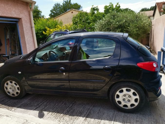 Peugeot 206+ avec Porte-vélos
