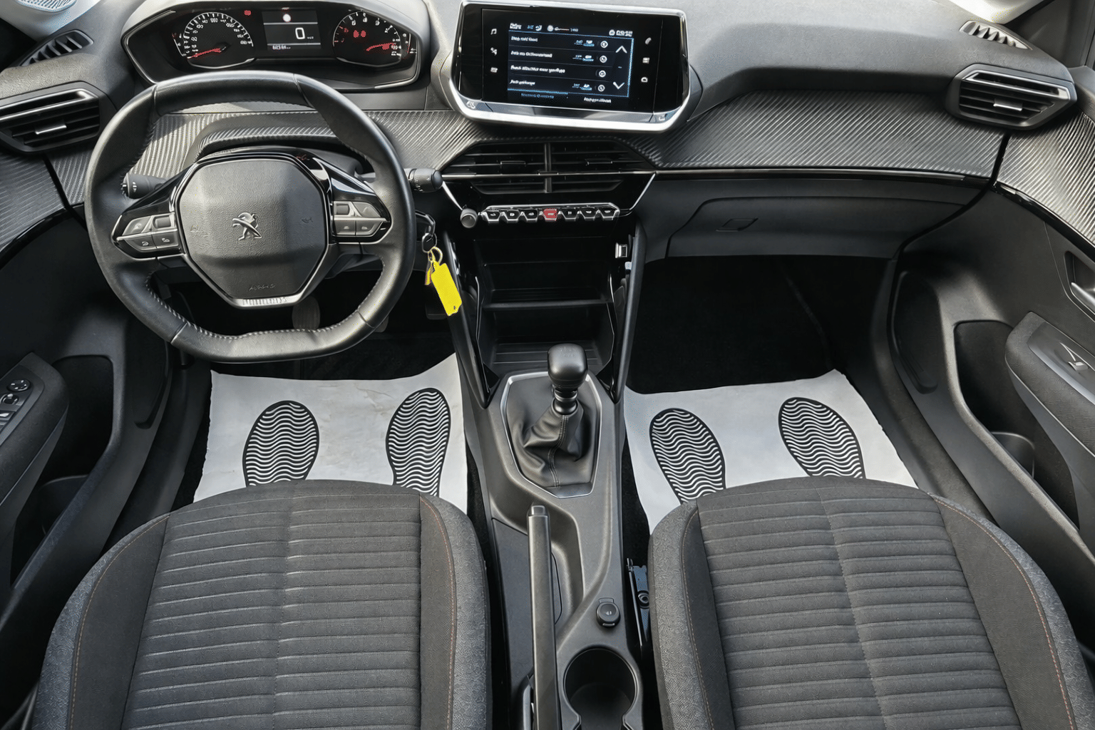 Peugeot 208 avec GPS