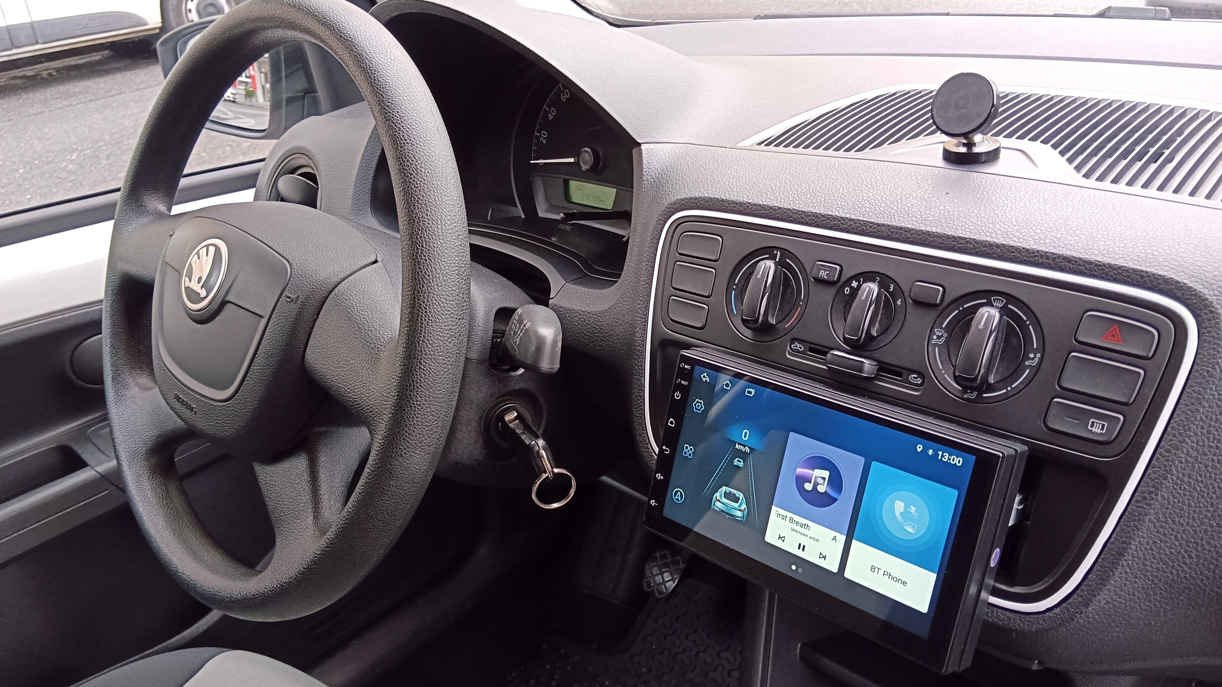 Skoda Citigo mit Navigationsgerät