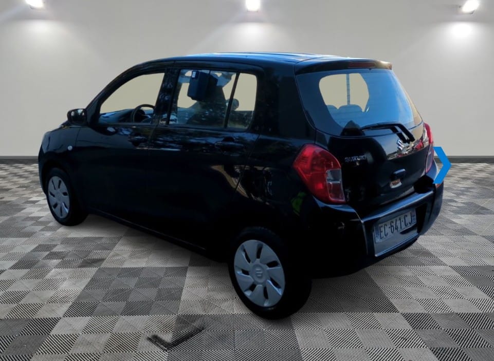Suzuki Celerio avec Siège bébé