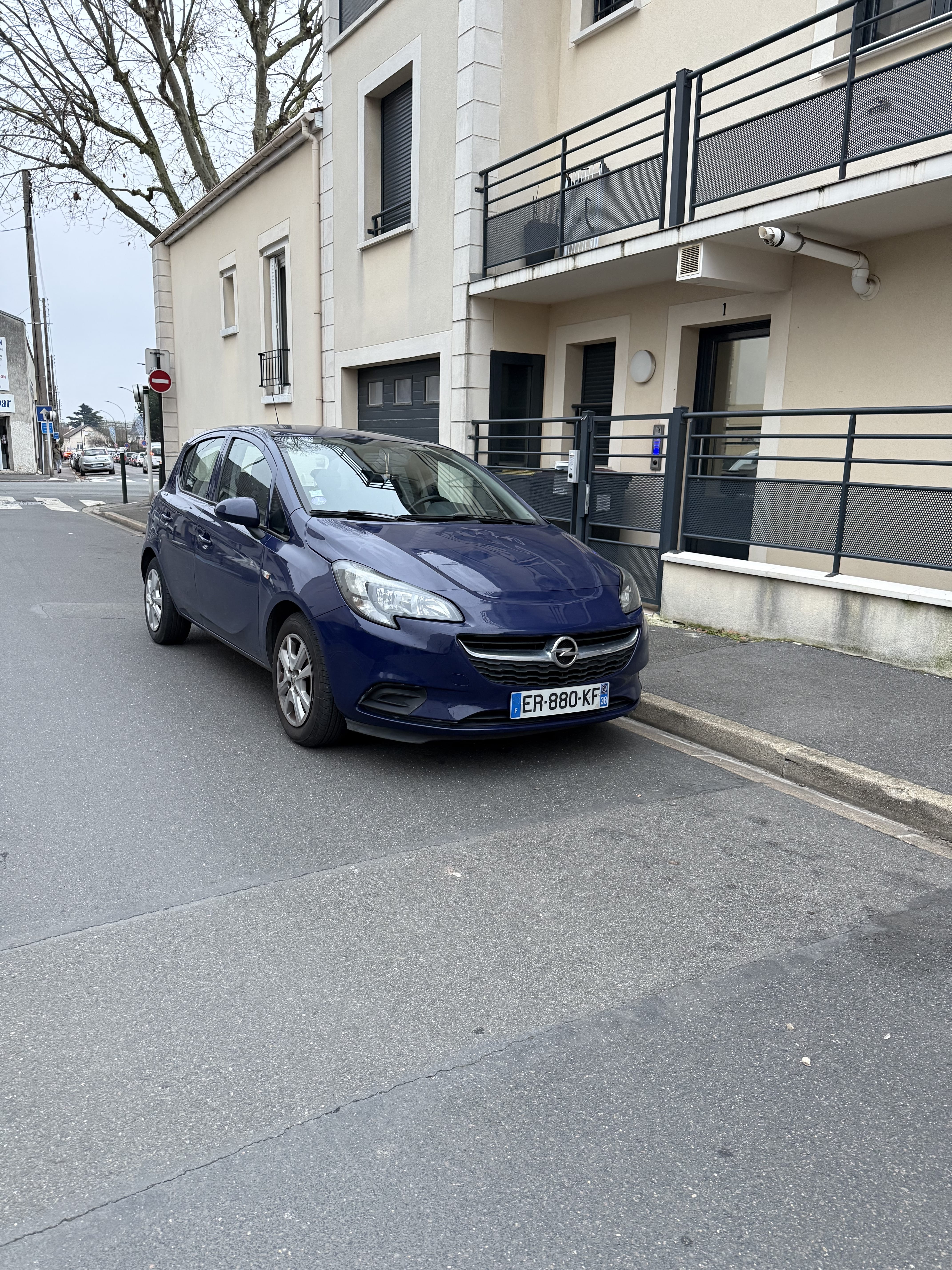 Opel Corsa-E, 2017, Essence 95