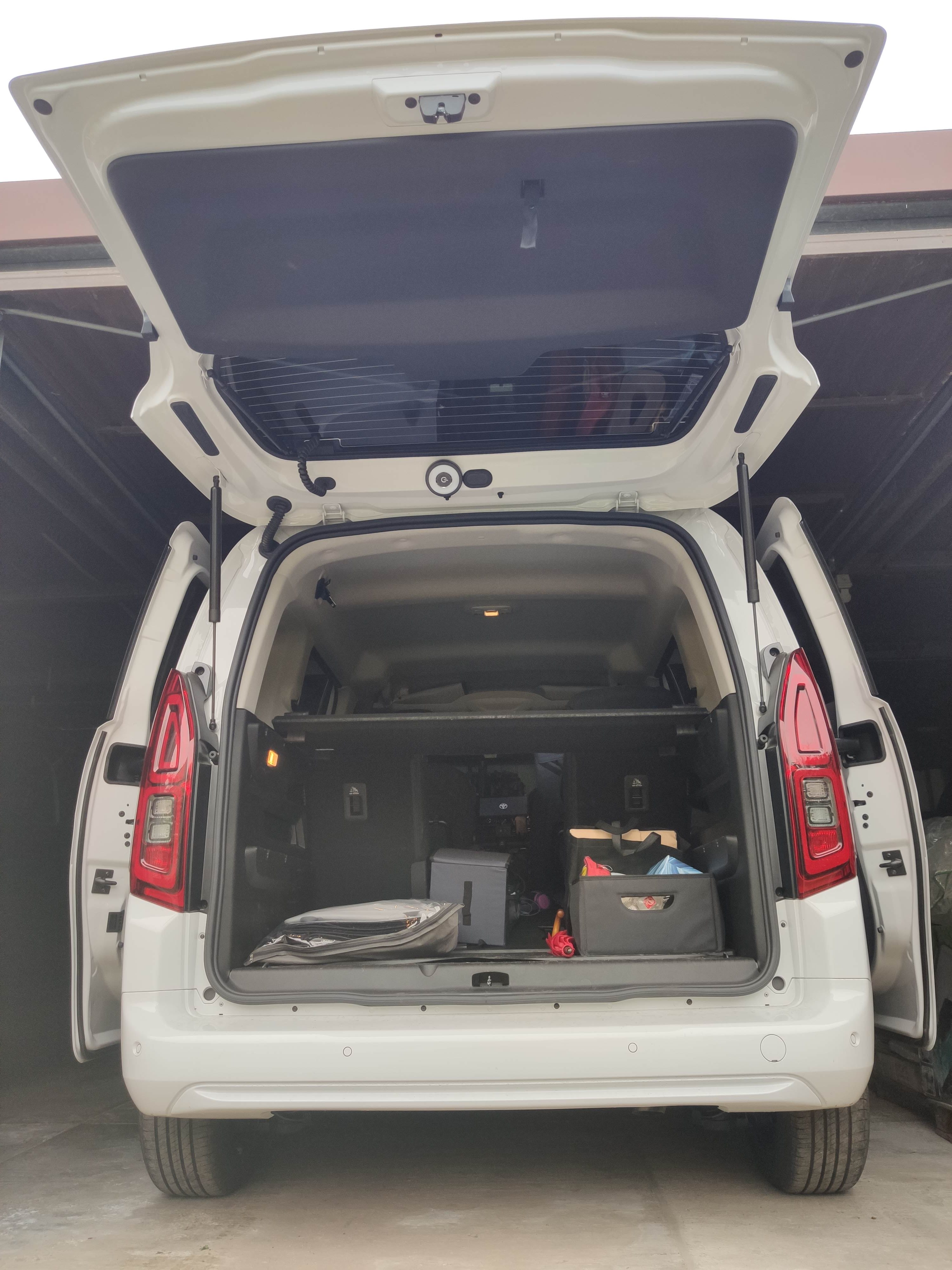 Toyota Proace City Verso mit Kindersitz
