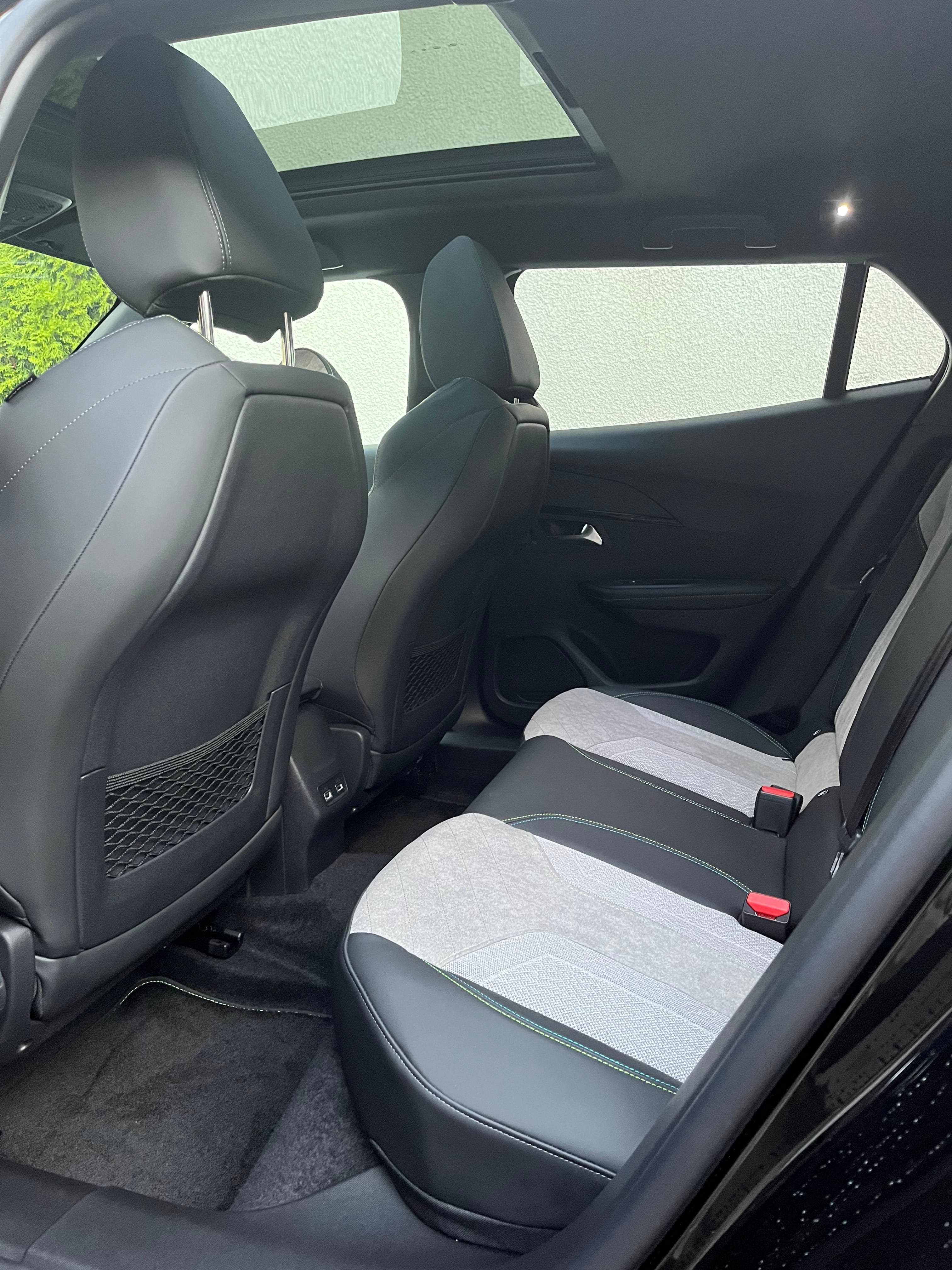 Peugeot e-2008 med Bluetooth audio