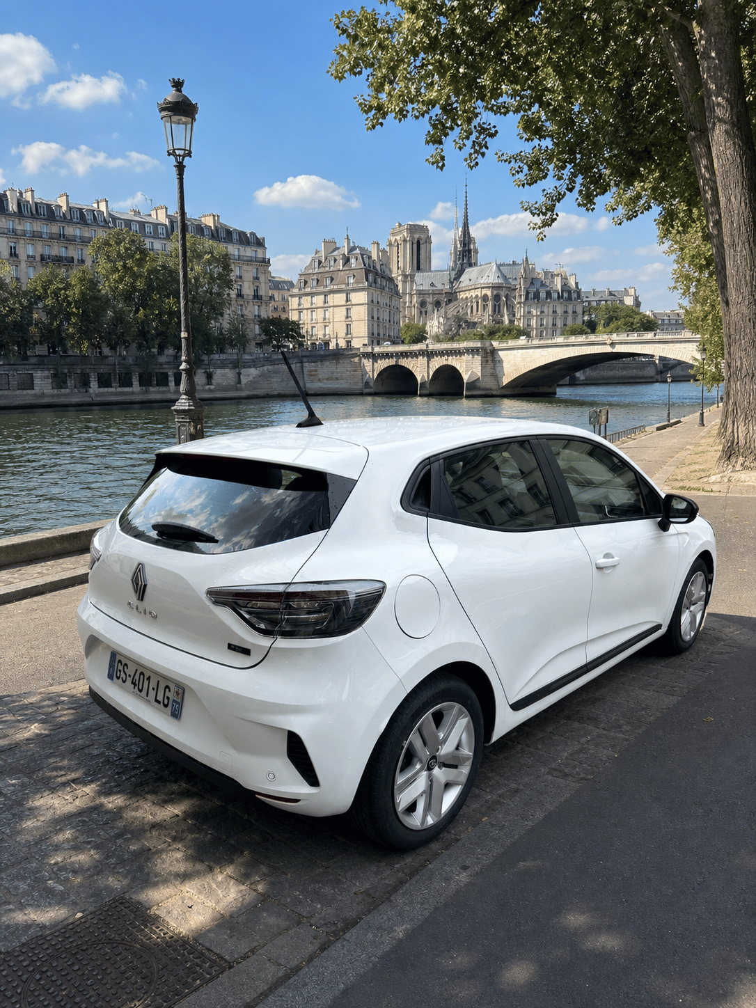 Renault Clio E-tech HYBRIDE - Boîte automatique avec Caméra de recul