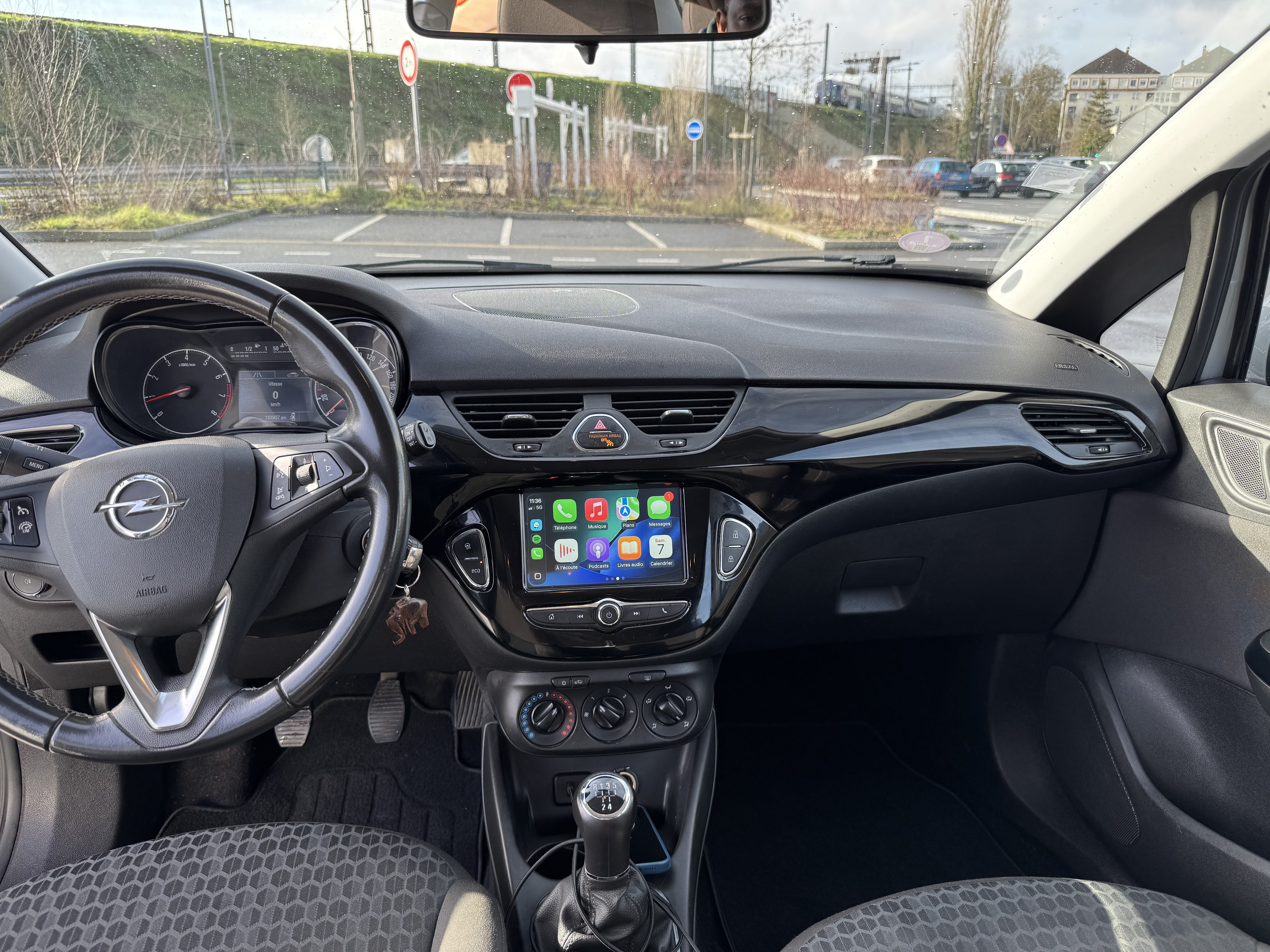 Opel Corsa avec Régulateur de vitesse