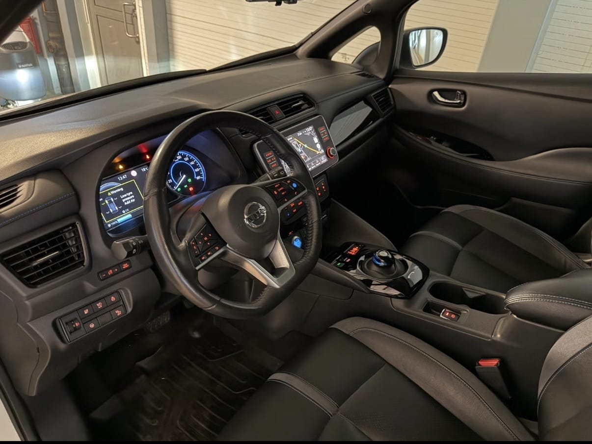 Nissan Leaf with Cruise control
