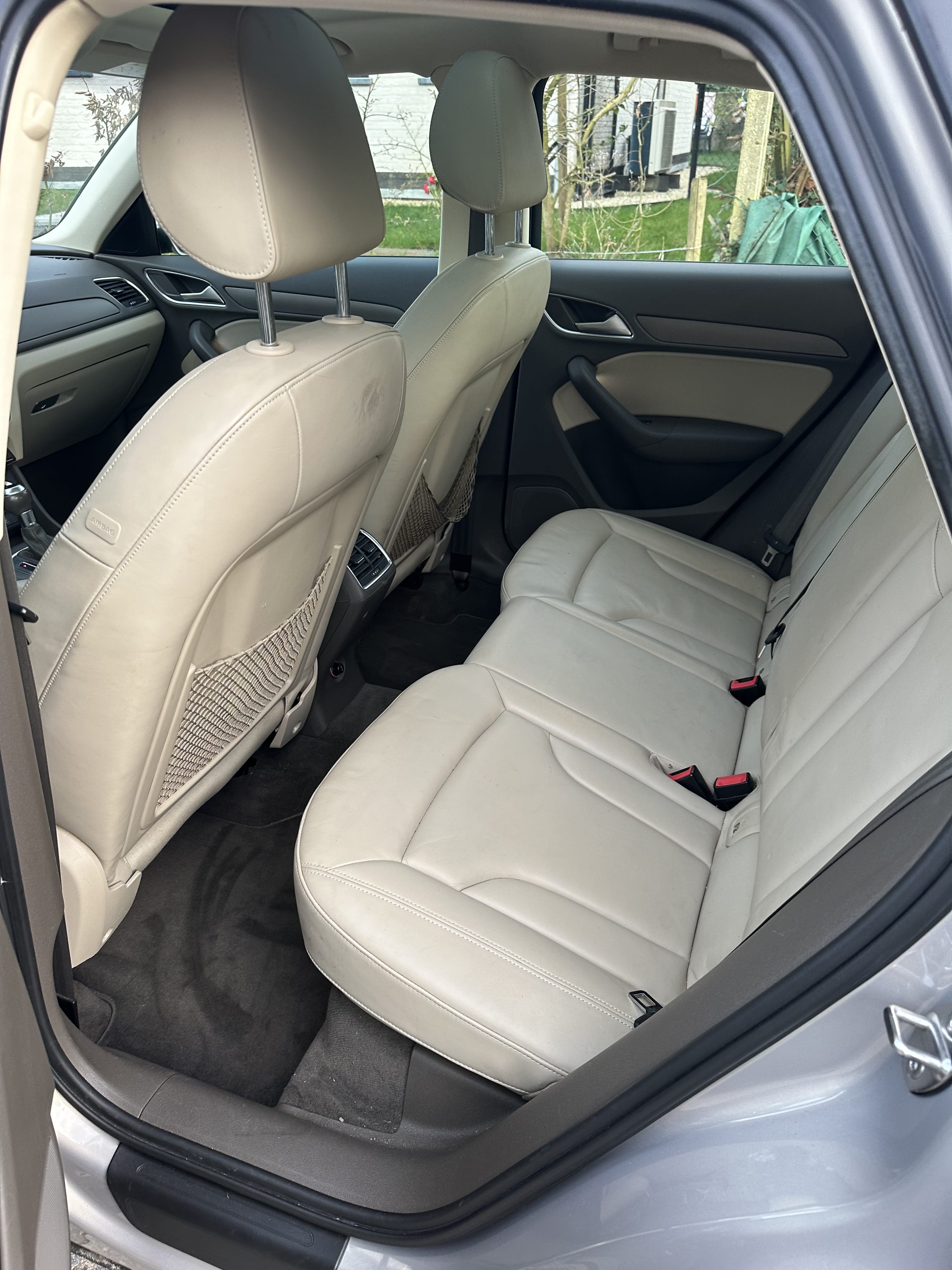 Audi Q3 (1.4 TFSI) intérieur cuir | met Bluetooth audio