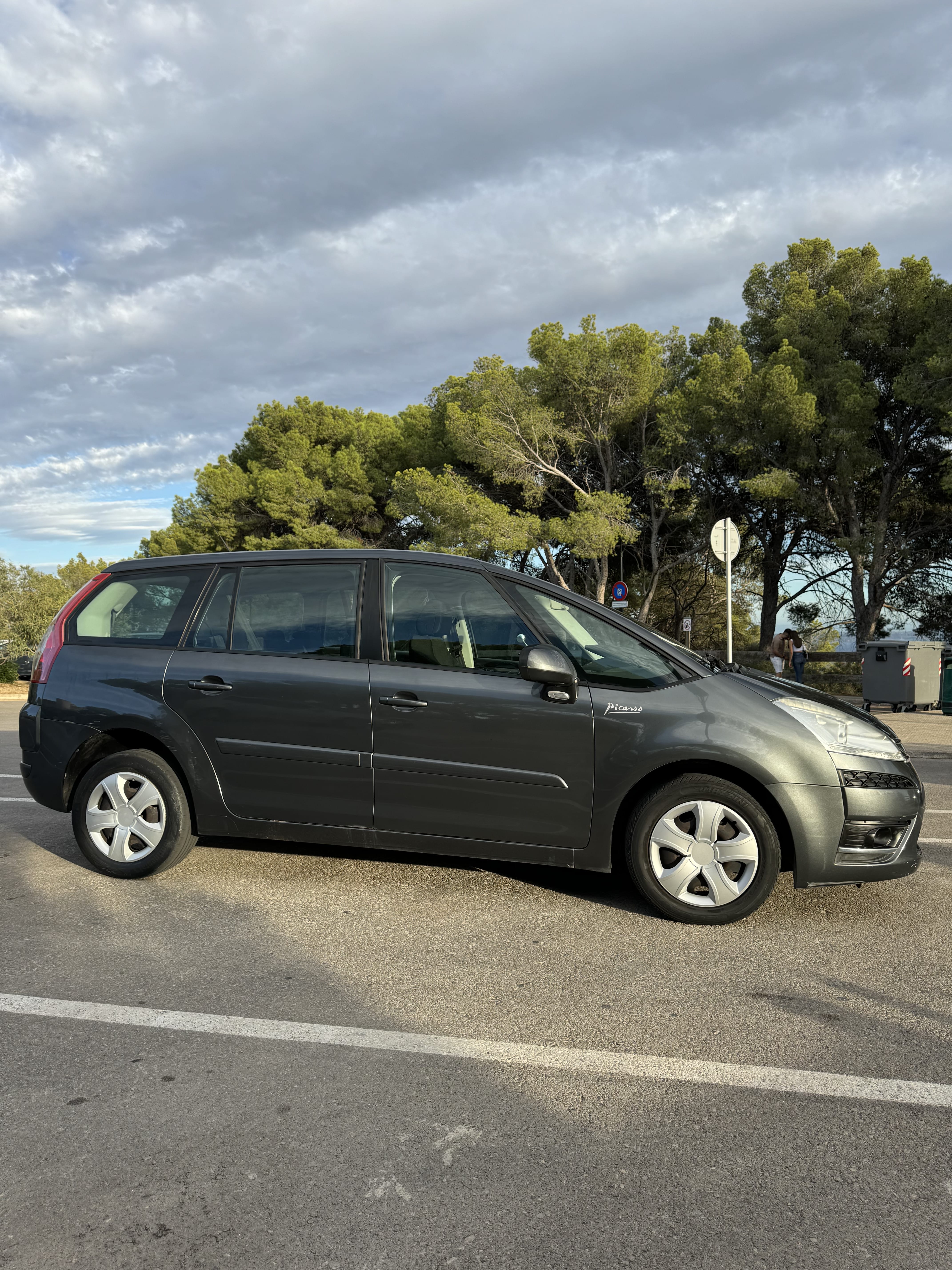 Citroen C4 Grand Picasso avec Climatisation