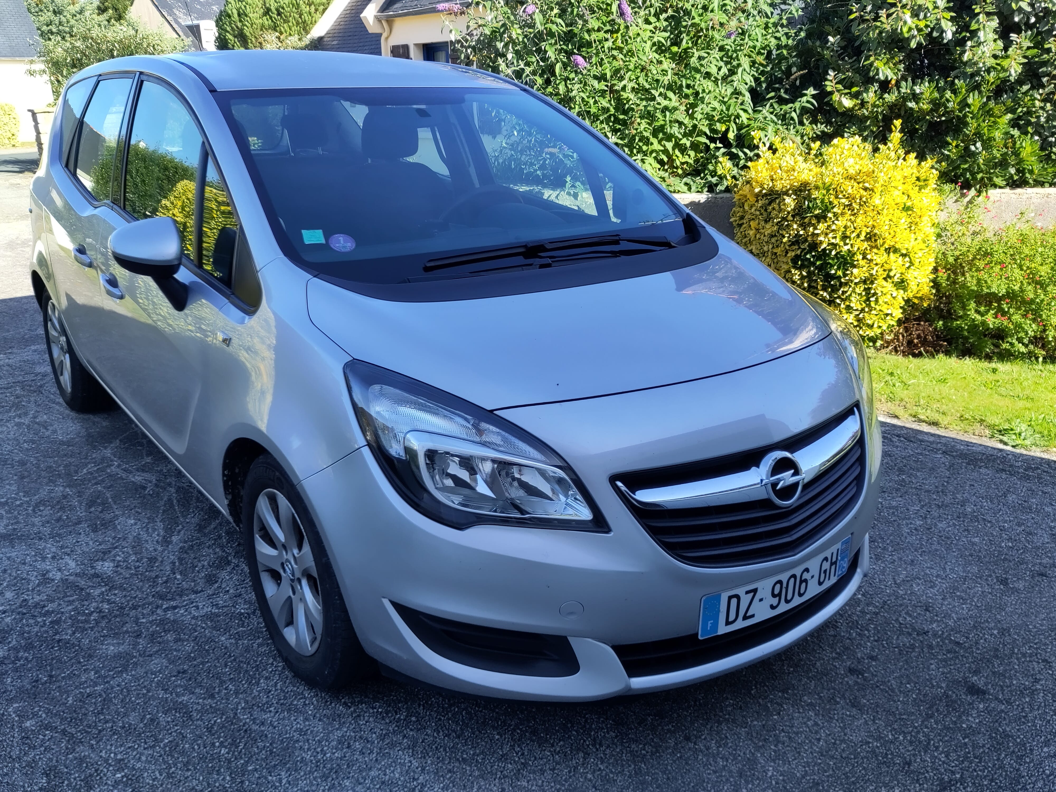 Opel Meriva, 2016, Essence 98