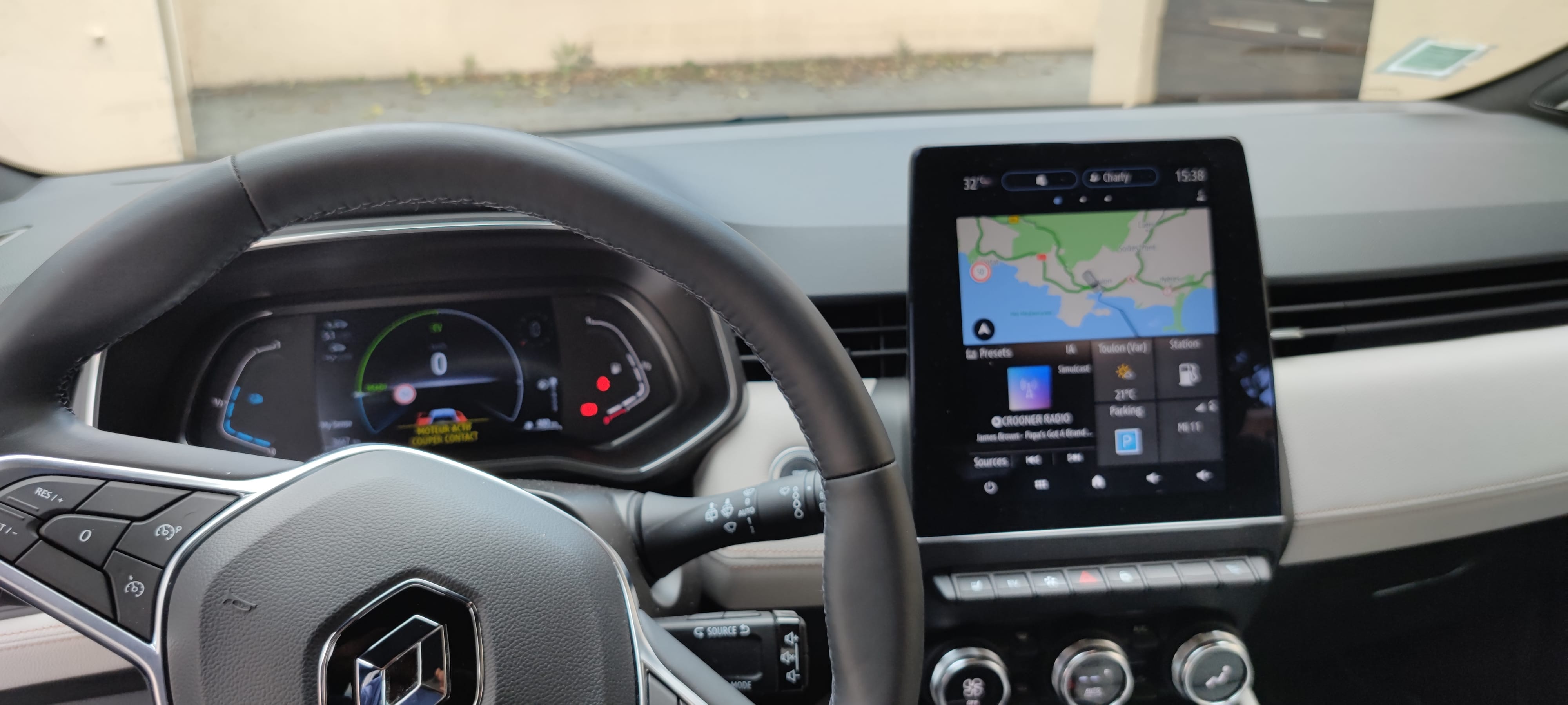 Renault Clio E-tech avec Régulateur de vitesse